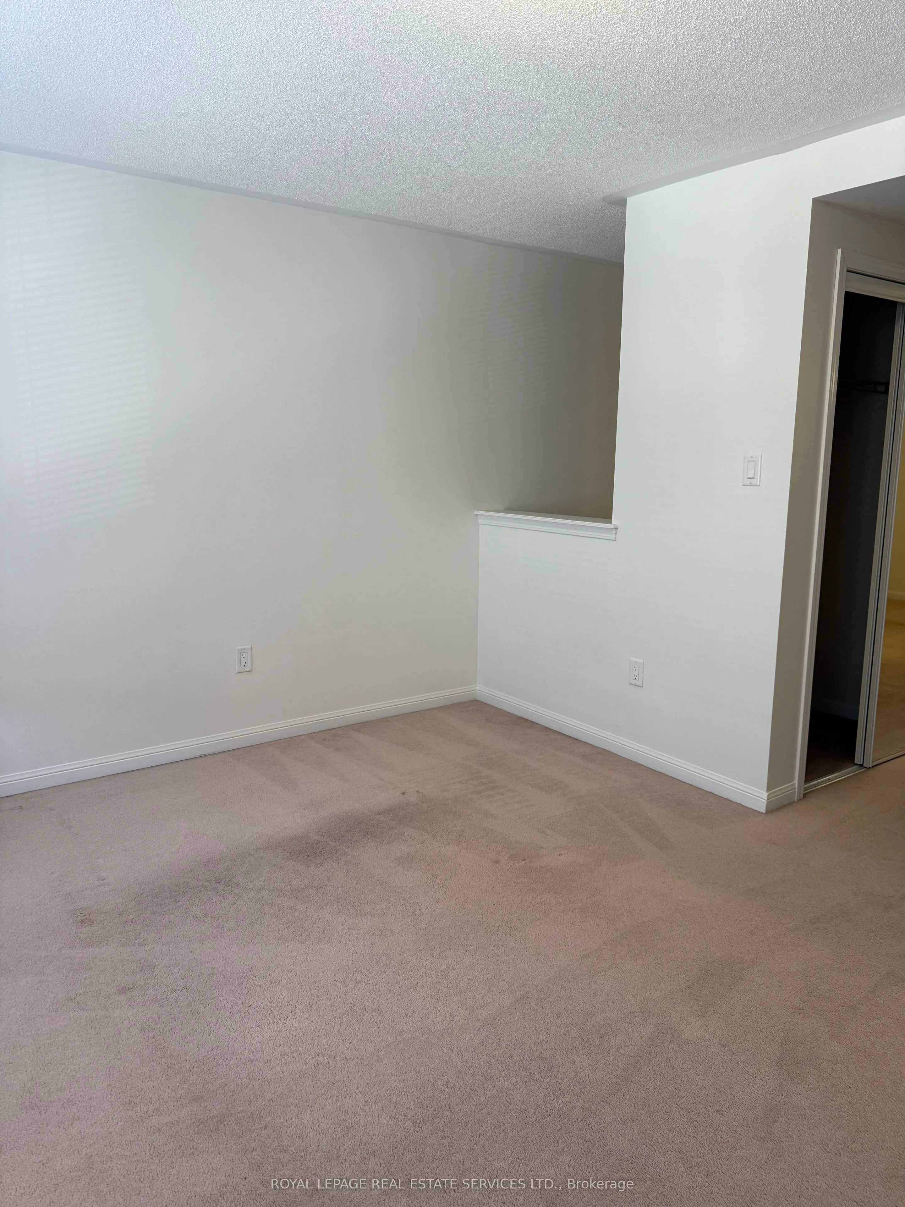6020 Derry Road, #52