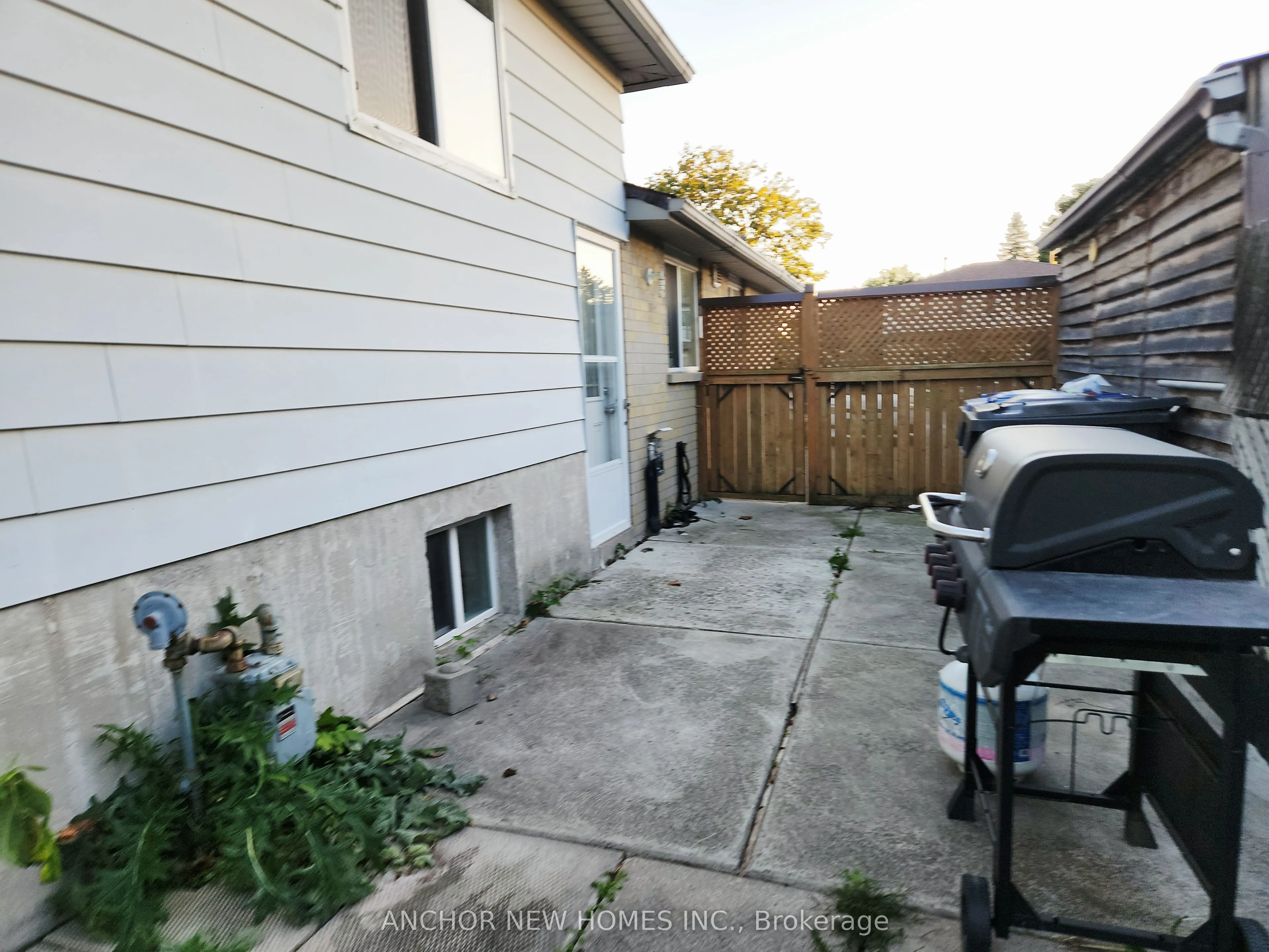 2556 Widemarr Road