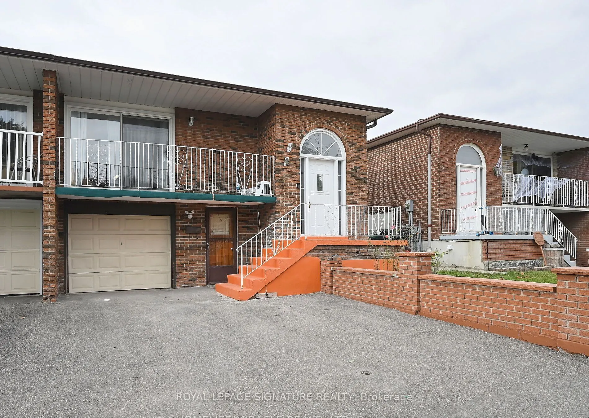 4 Royal Salisbury Way