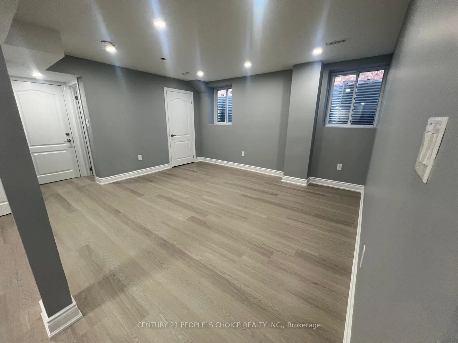 10 Mussle White Road