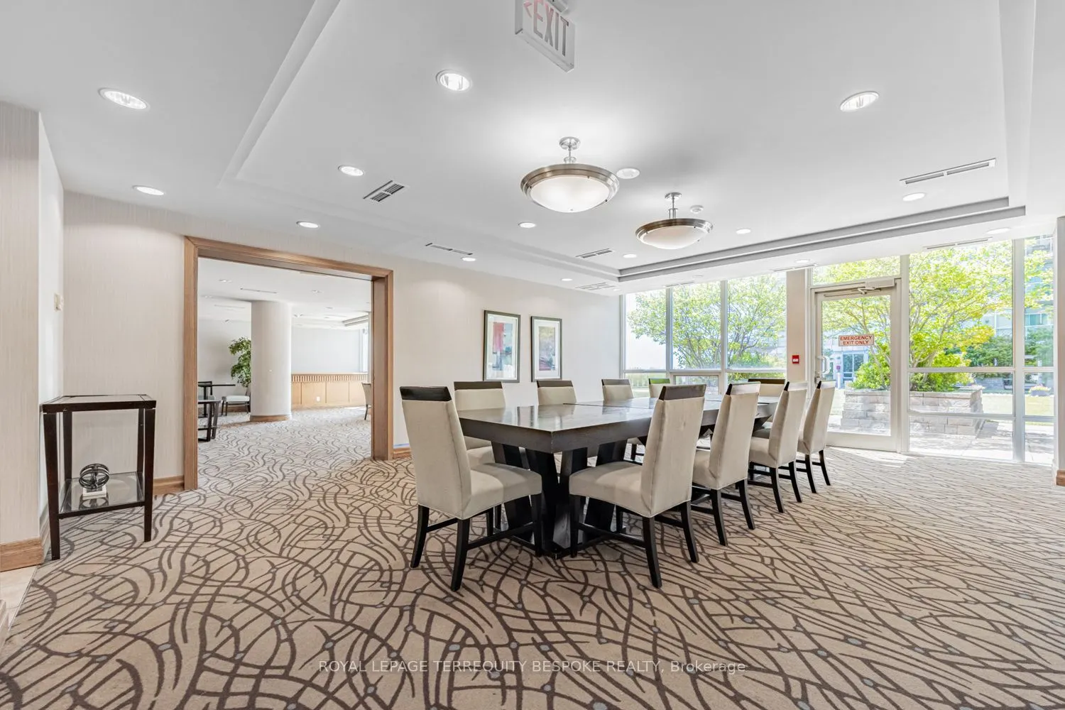 1910 Lake Shore Blvd Boulevard W, #906