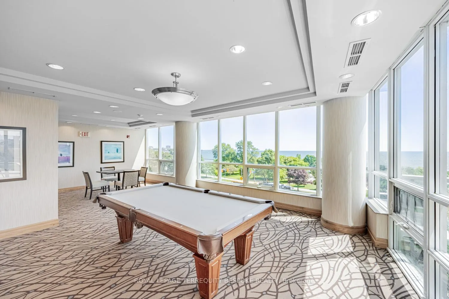 1910 Lake Shore Blvd Boulevard W, #906