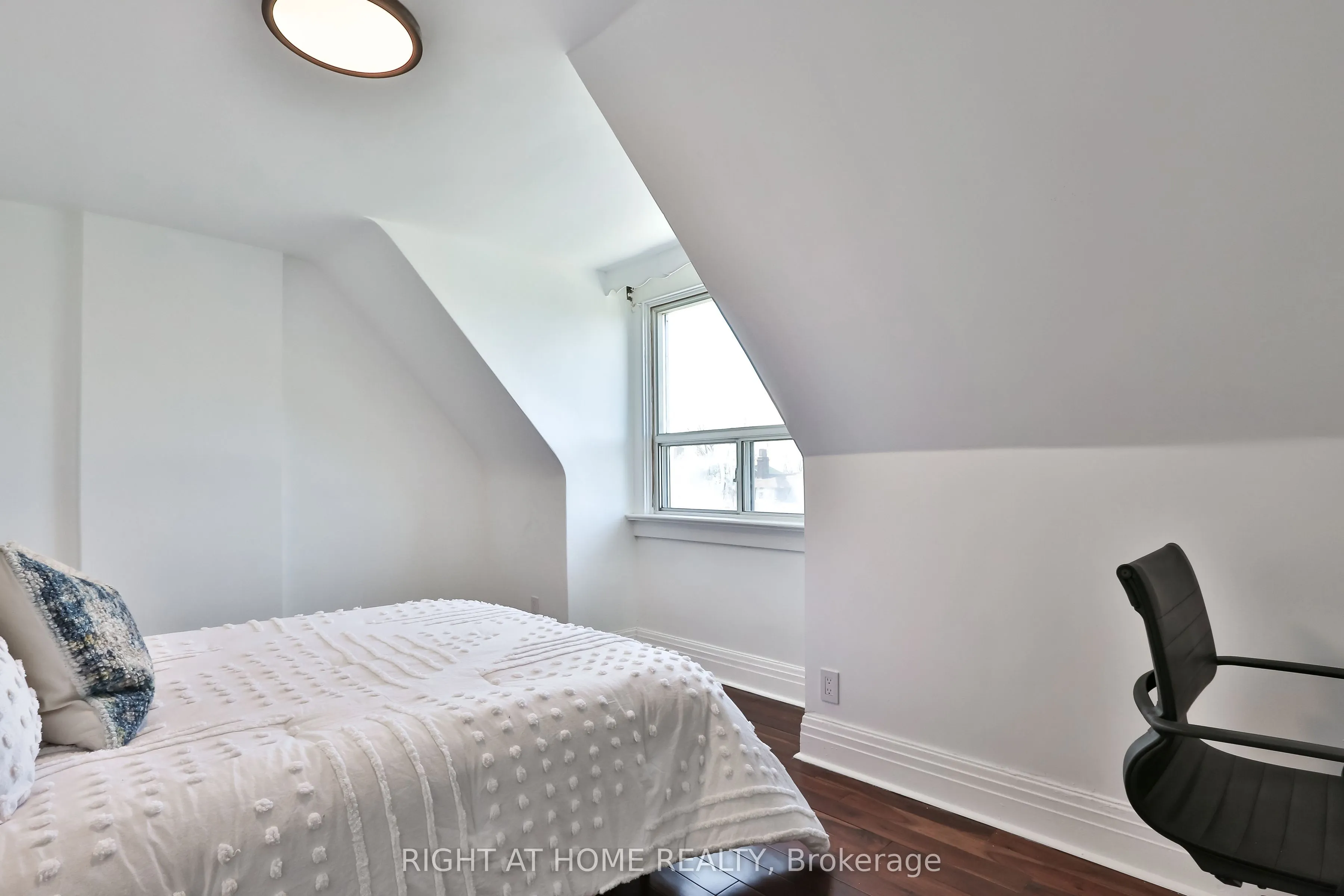 1365 Lansdowne Avenue, #2