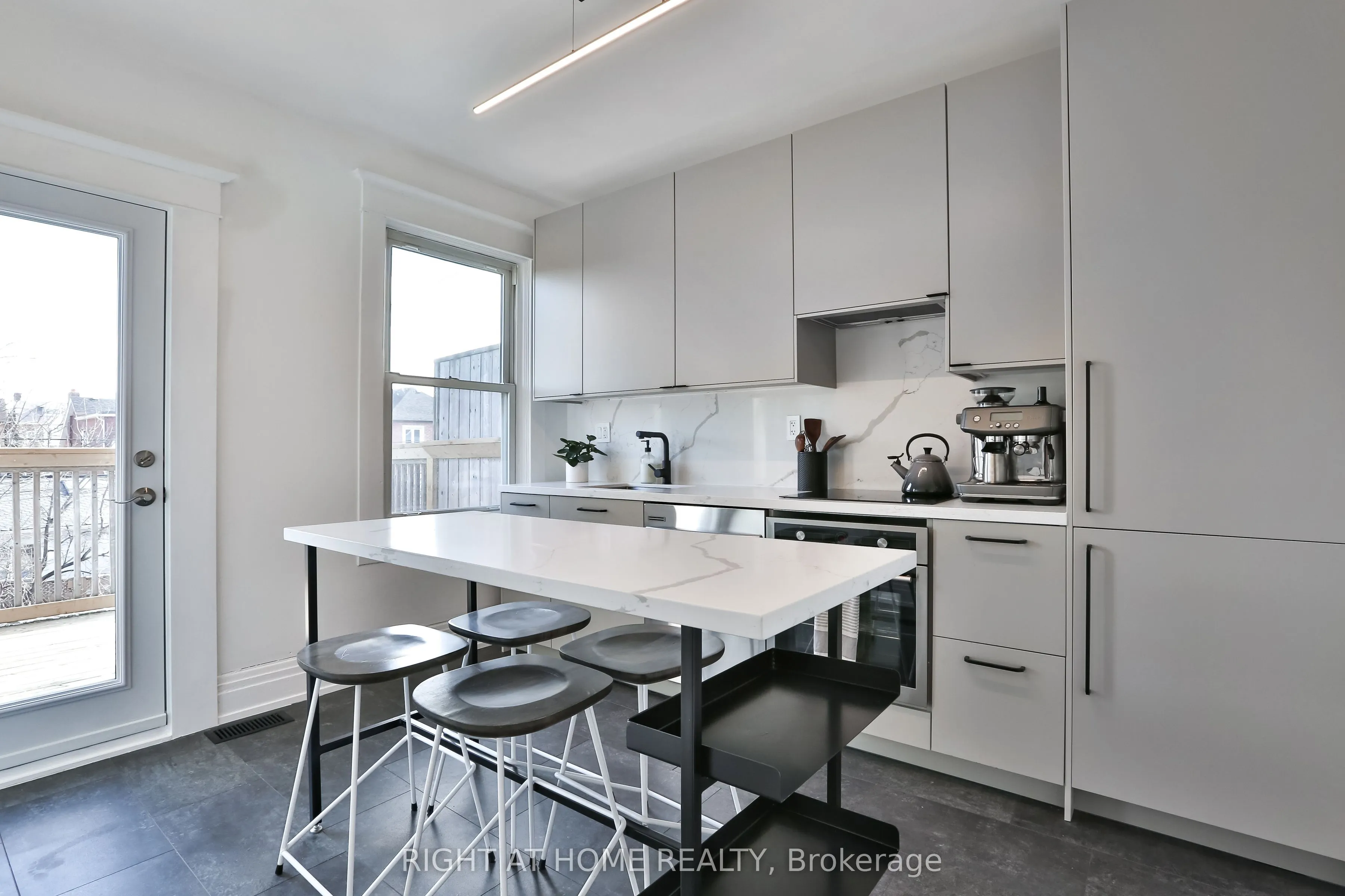 1365 Lansdowne Avenue, #2
