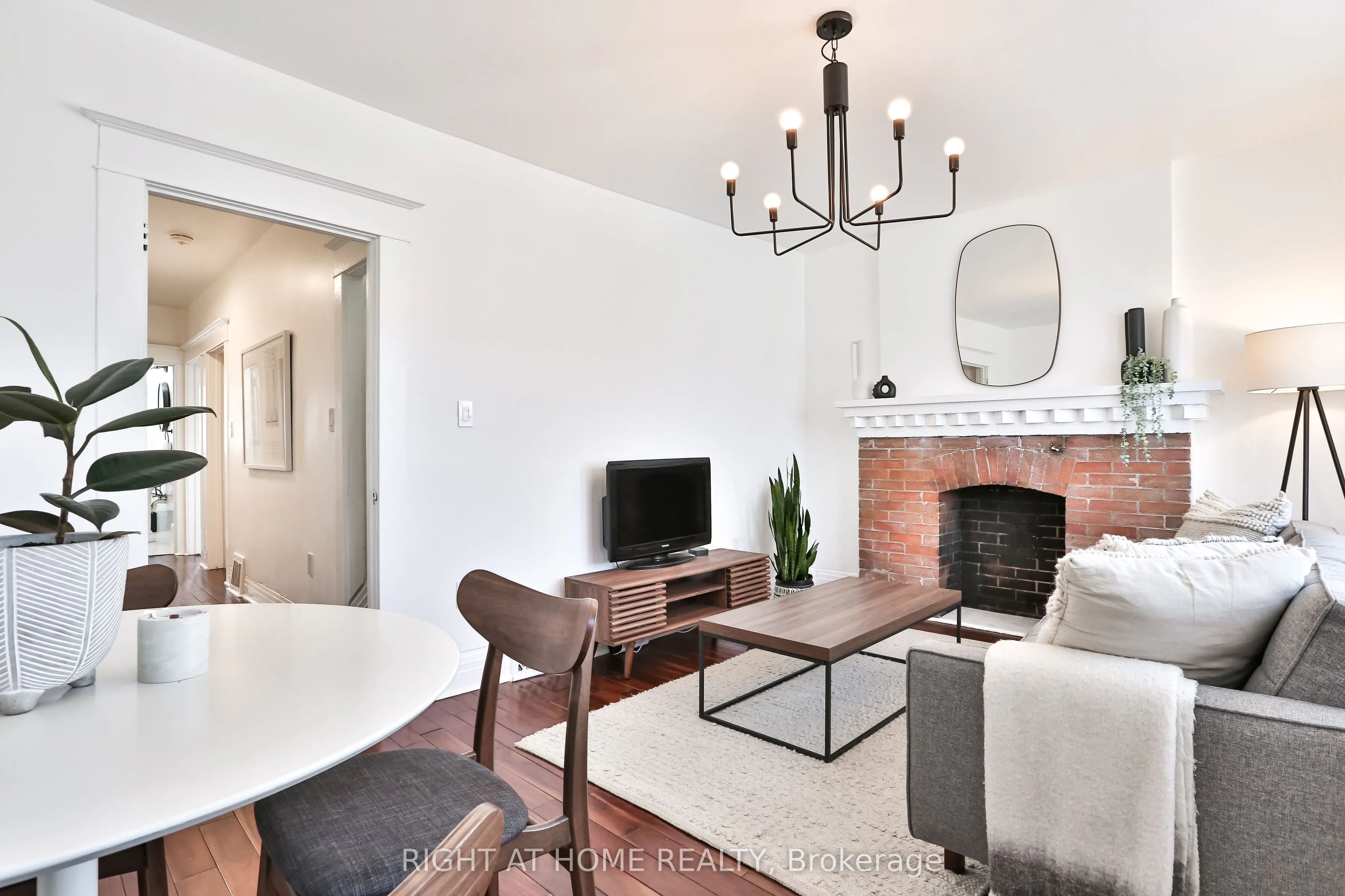 1365 Lansdowne Avenue, #2