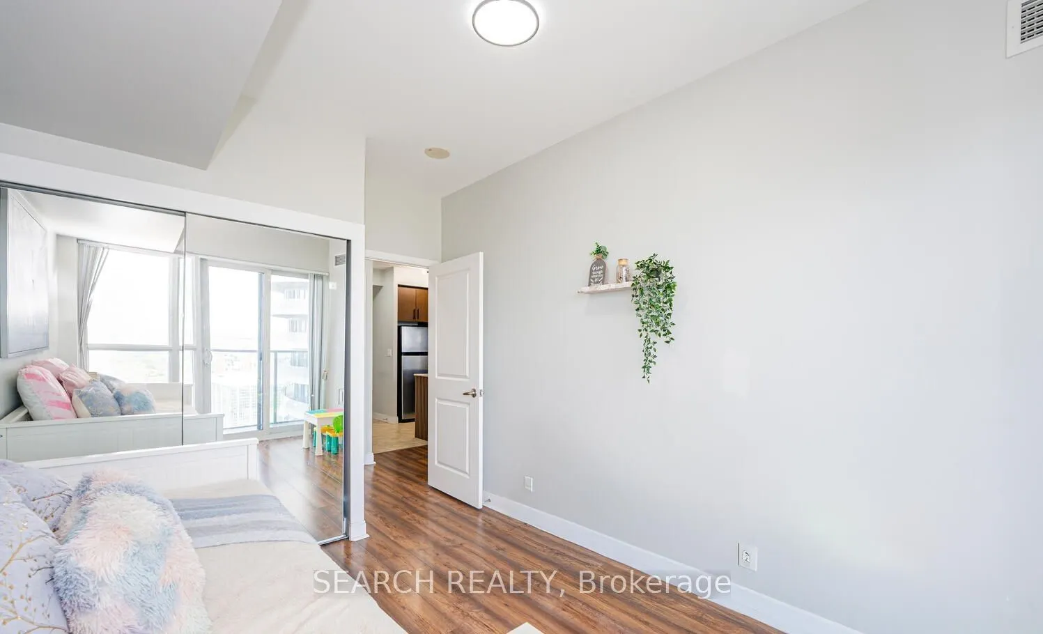 60 Absolute Avenue, #3506