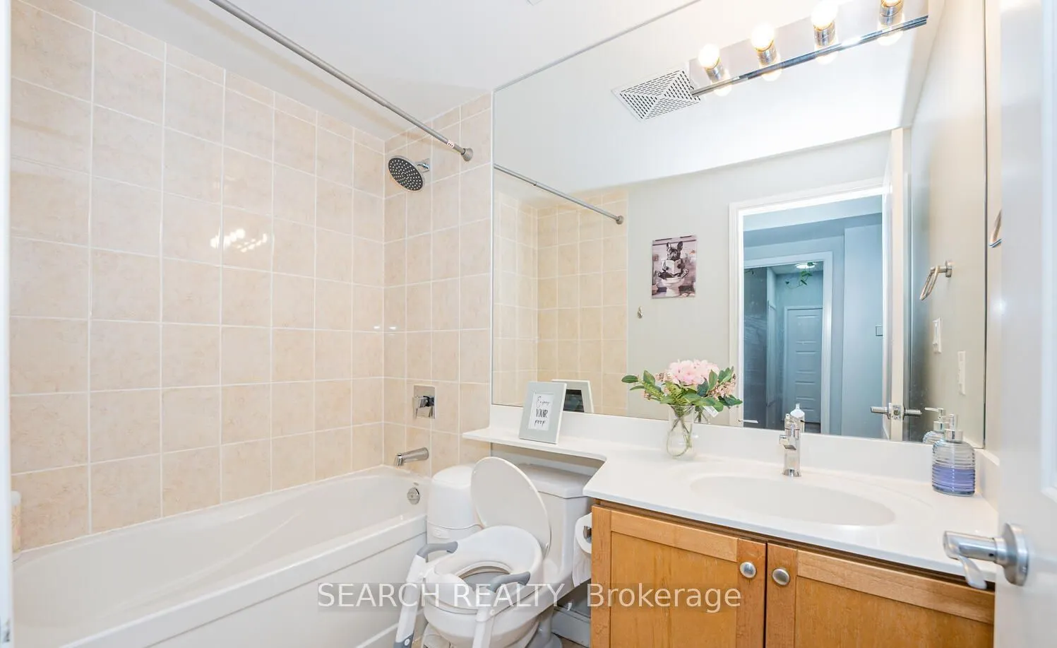 60 Absolute Avenue, #3506