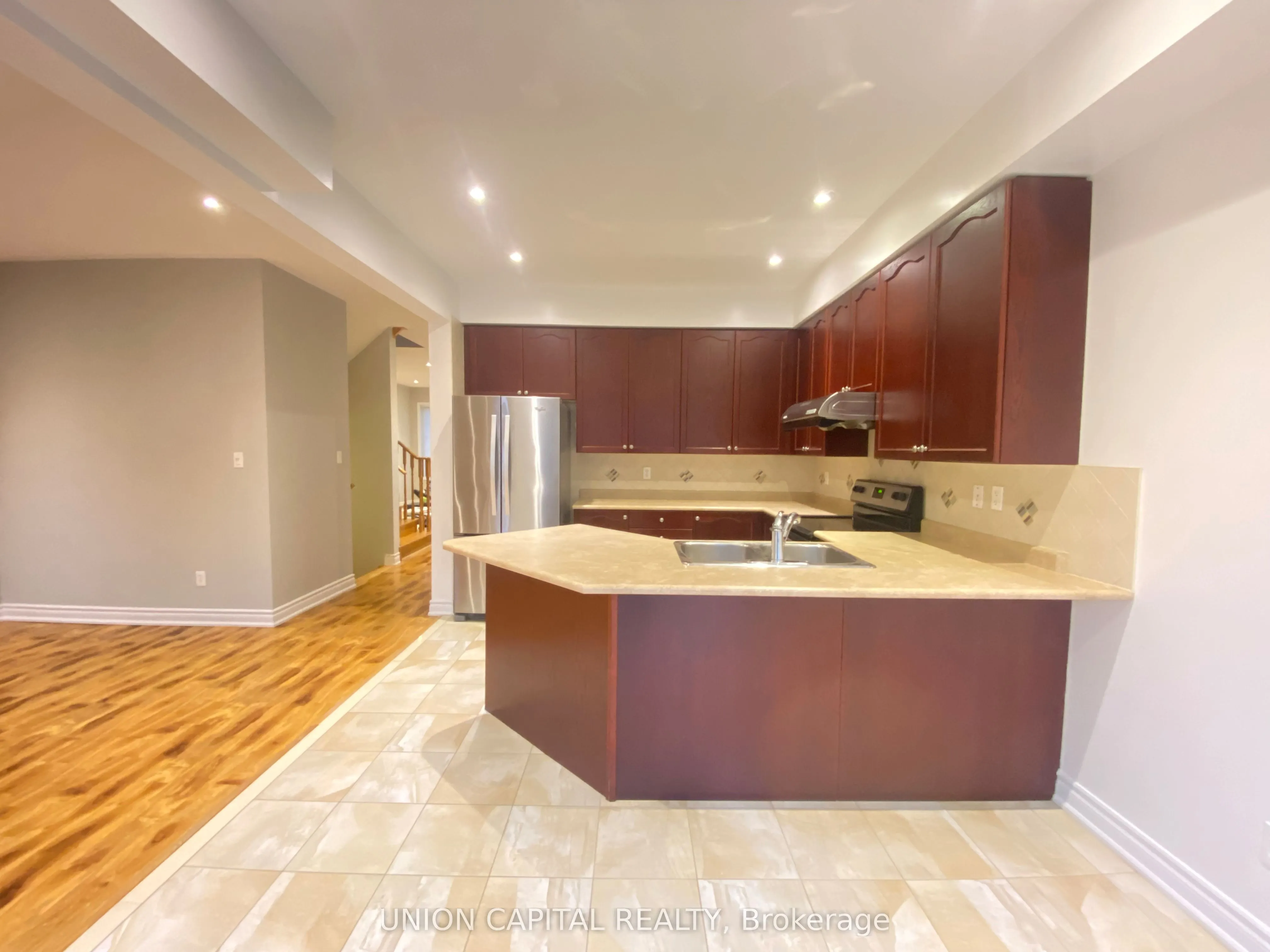 704 Courtney Valley Road