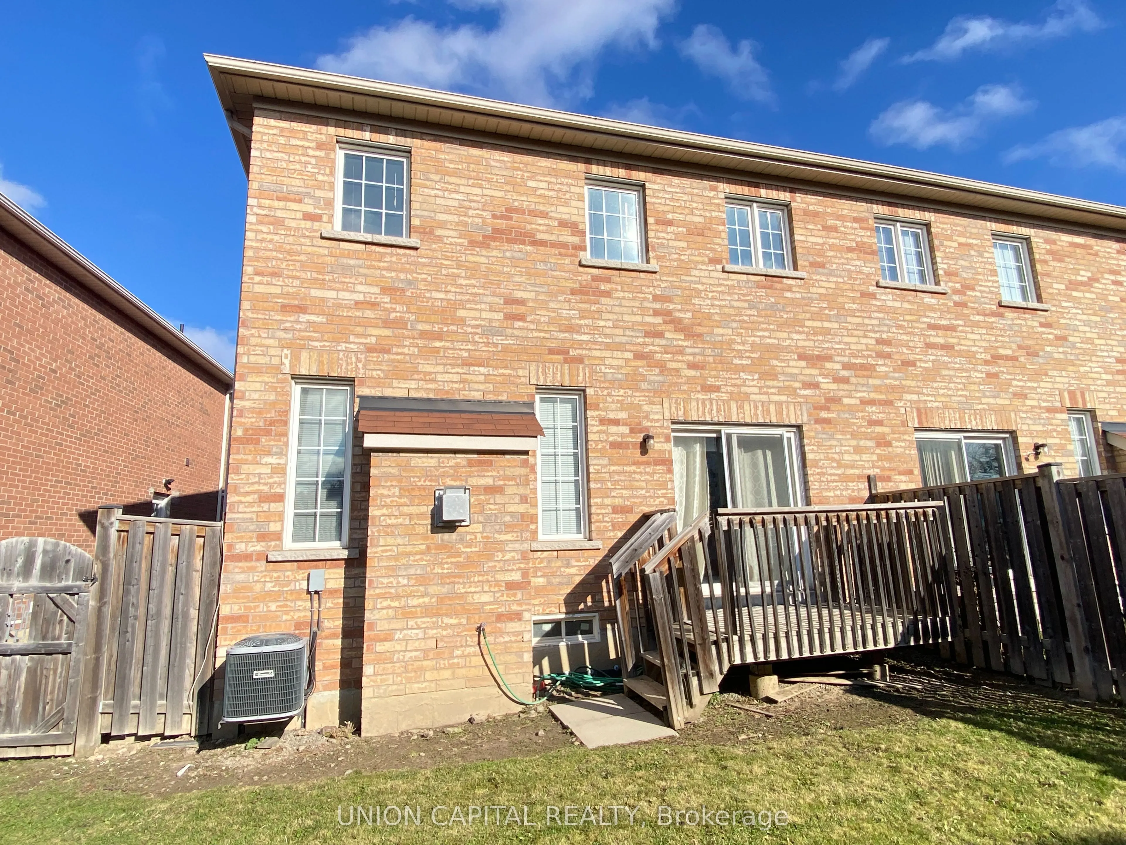 704 Courtney Valley Road