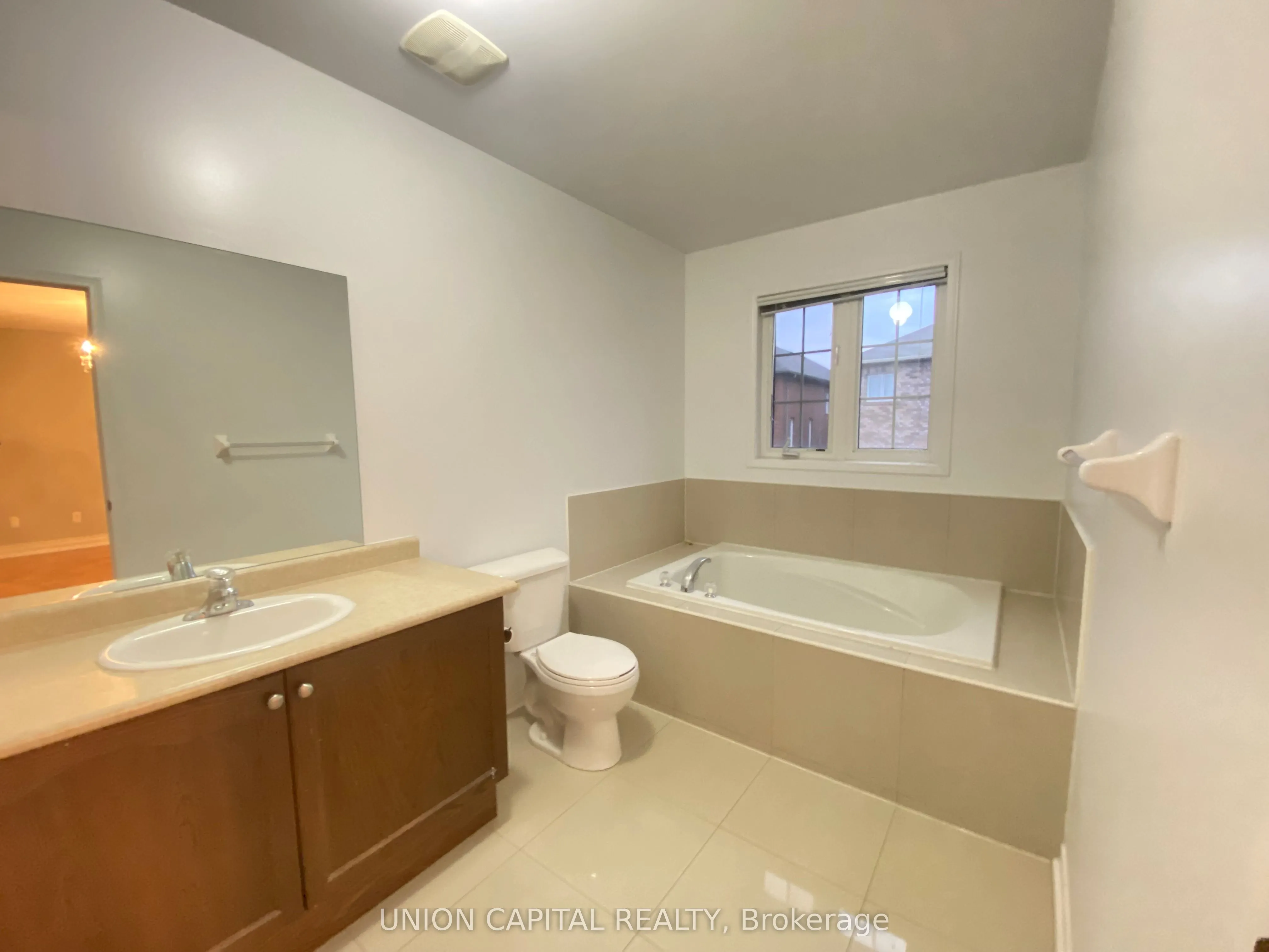 704 Courtney Valley Road
