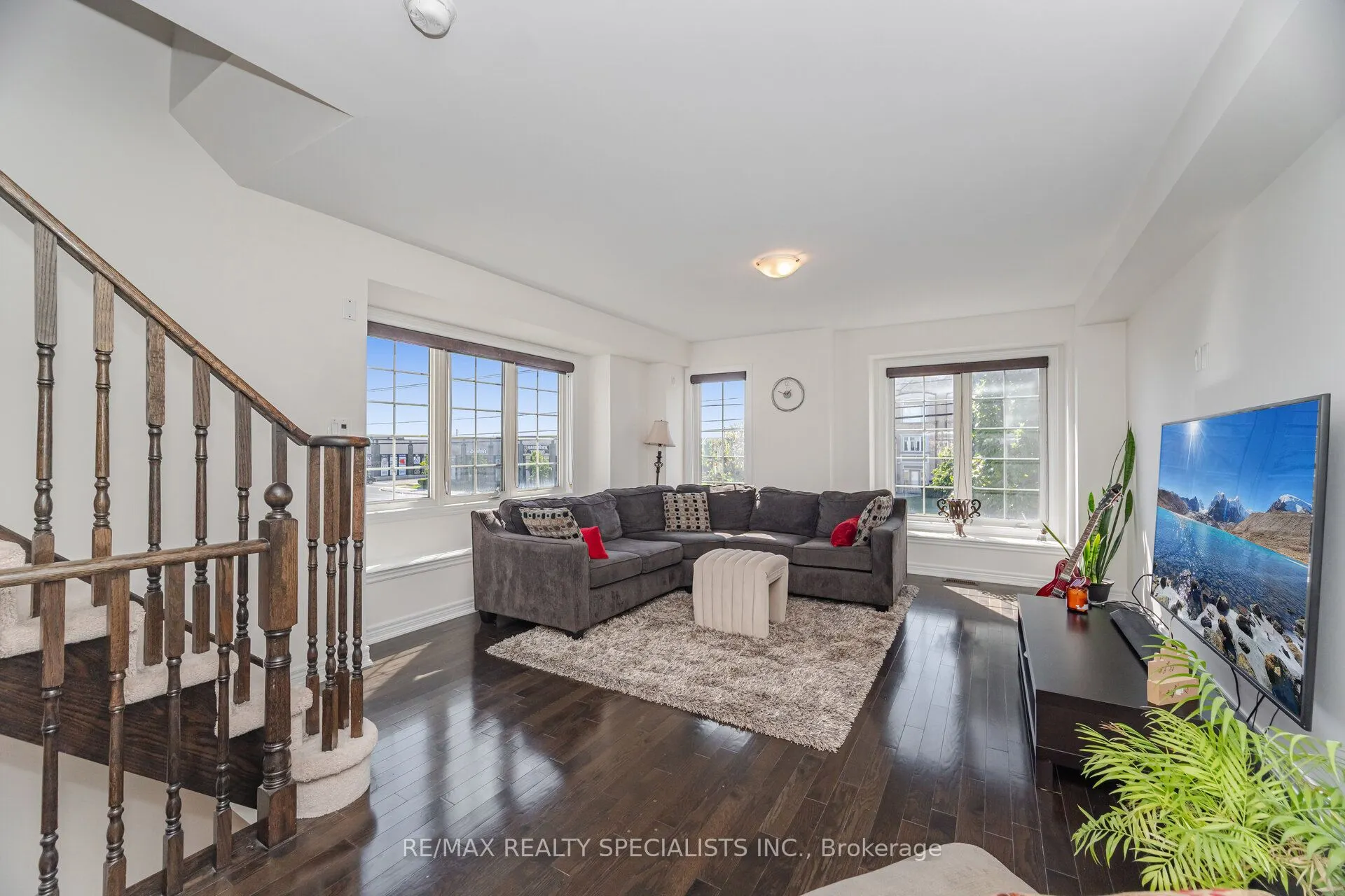 2 Shiraz Drive NE, #114