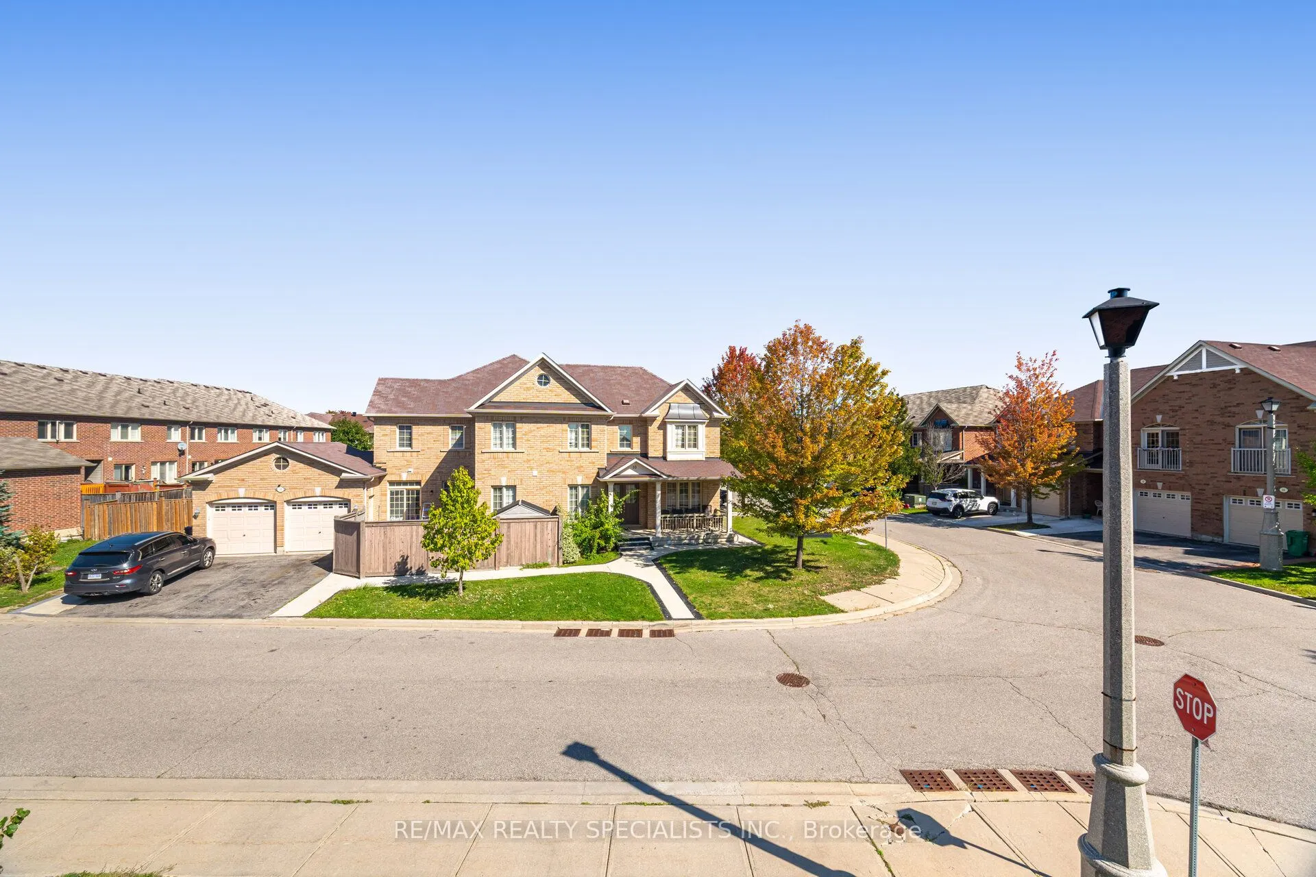 2 Shiraz Drive NE, #114