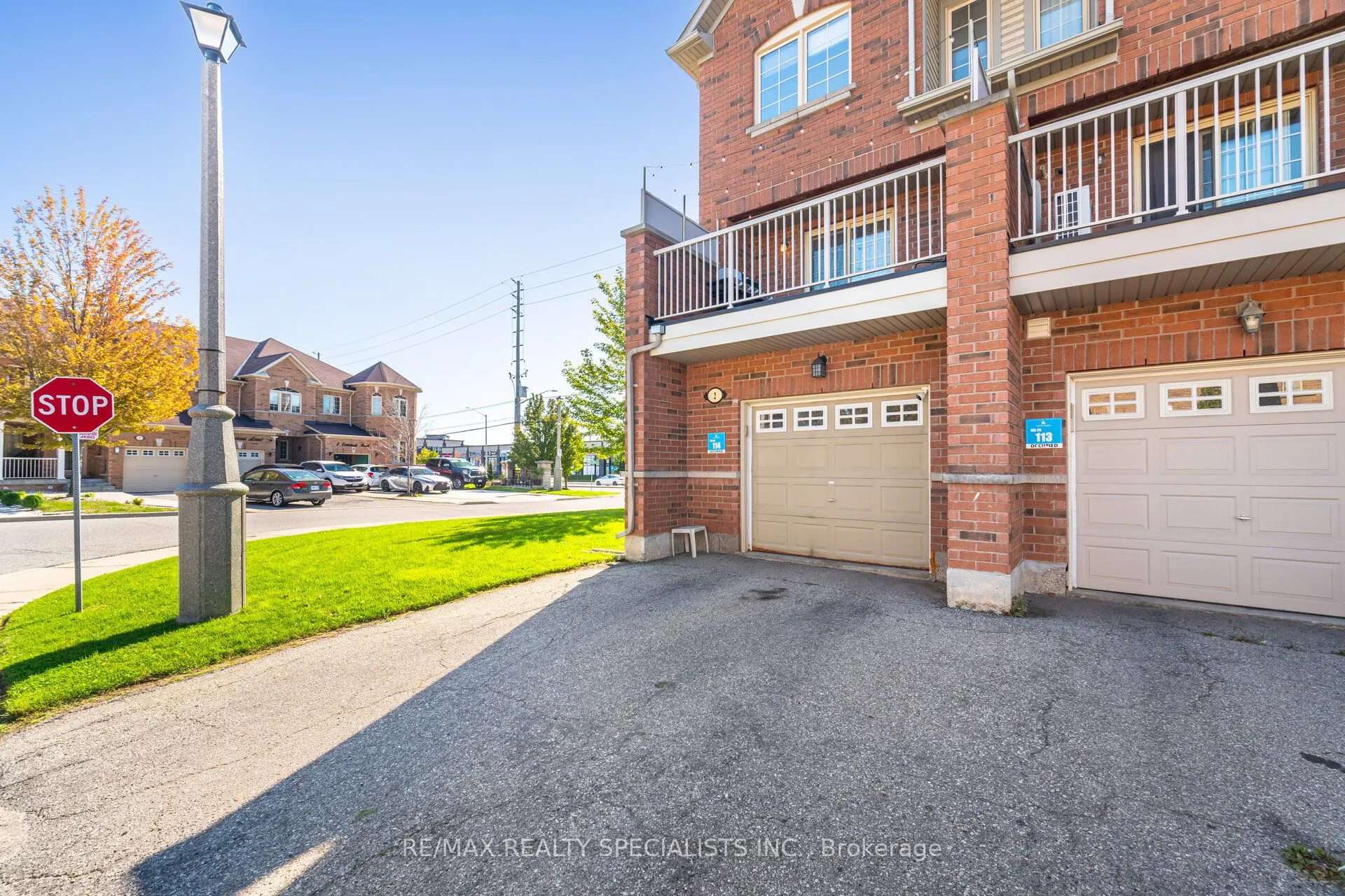2 Shiraz Drive NE, #114