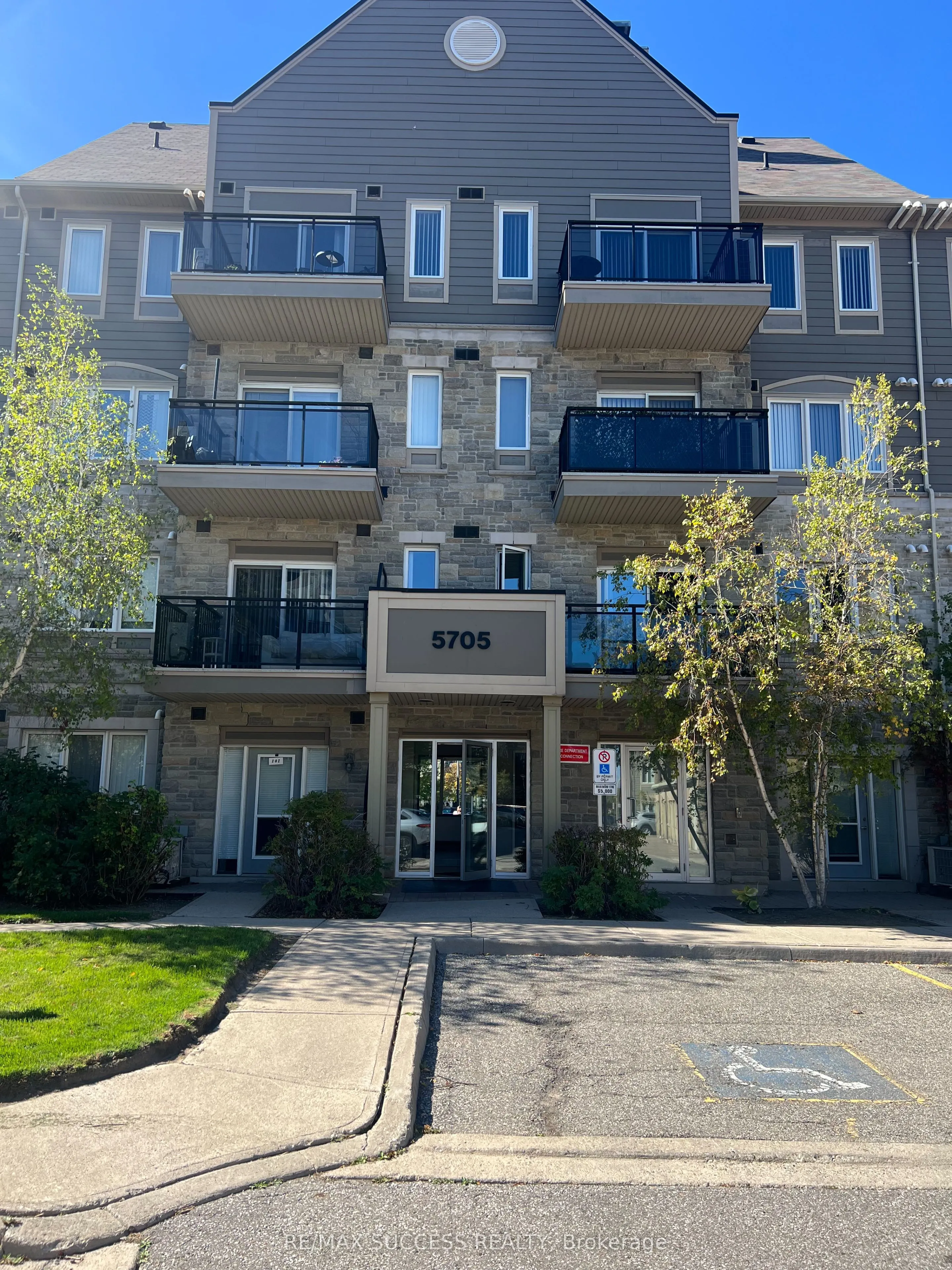 5705 Long Valley Road N, #211