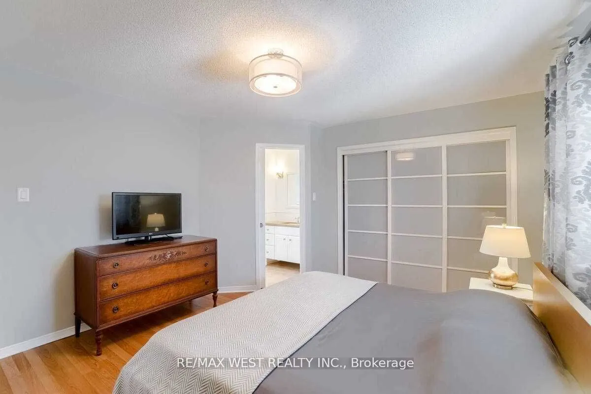 84 Mullis Crescent, #Main