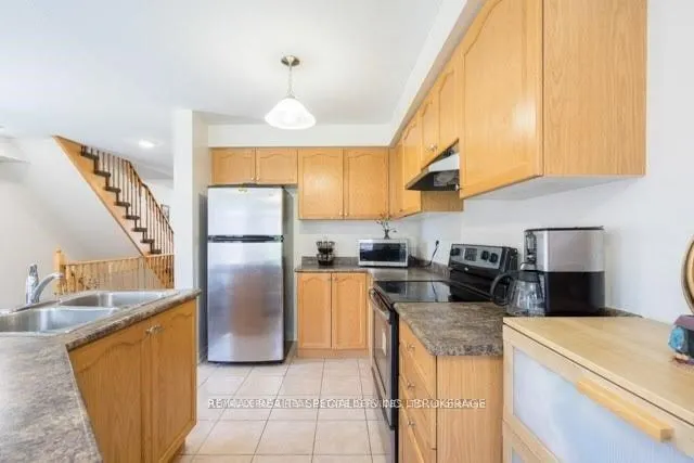 439 Aspendale Crescent