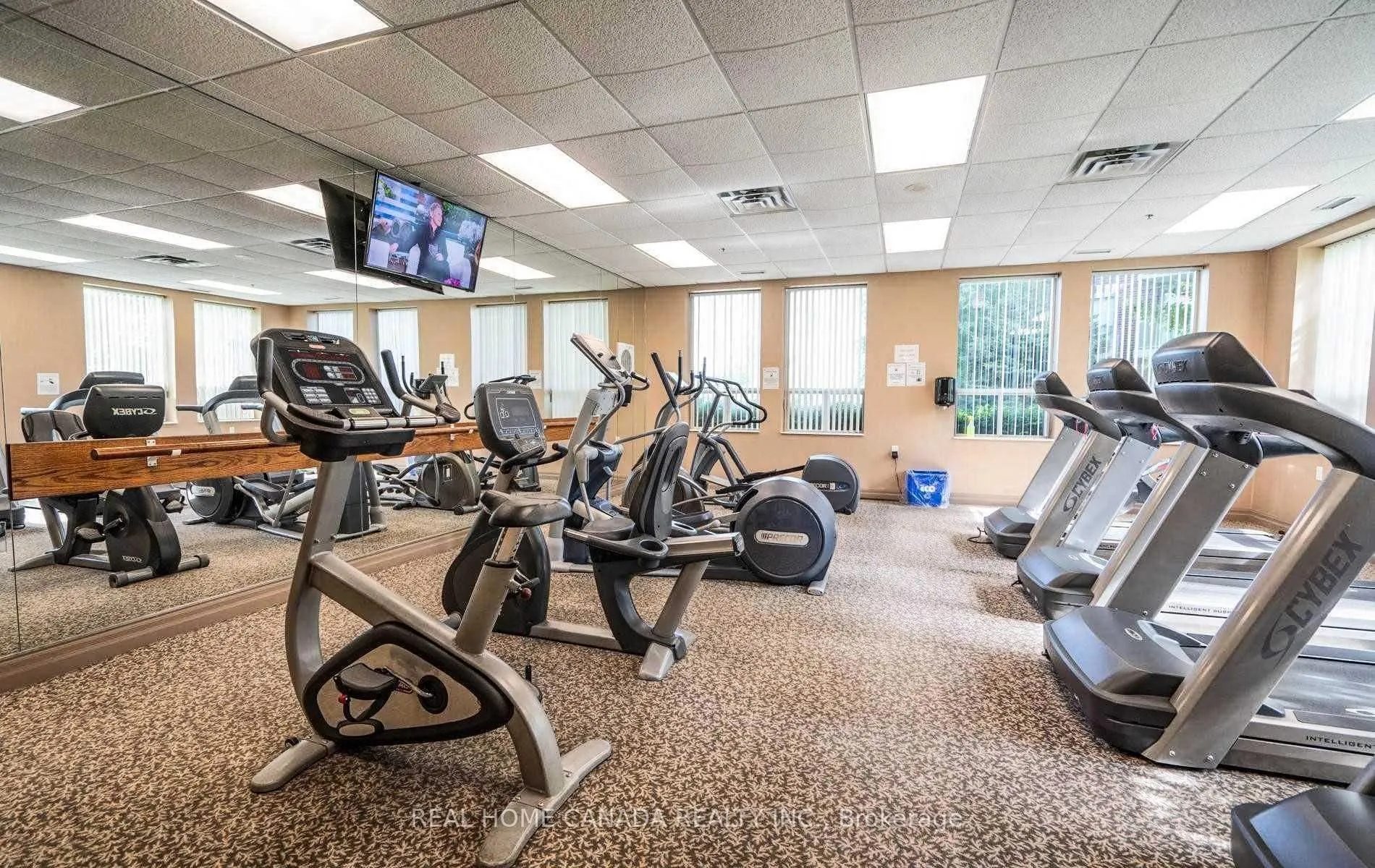 4879 Kimbermount Avenue, #1406