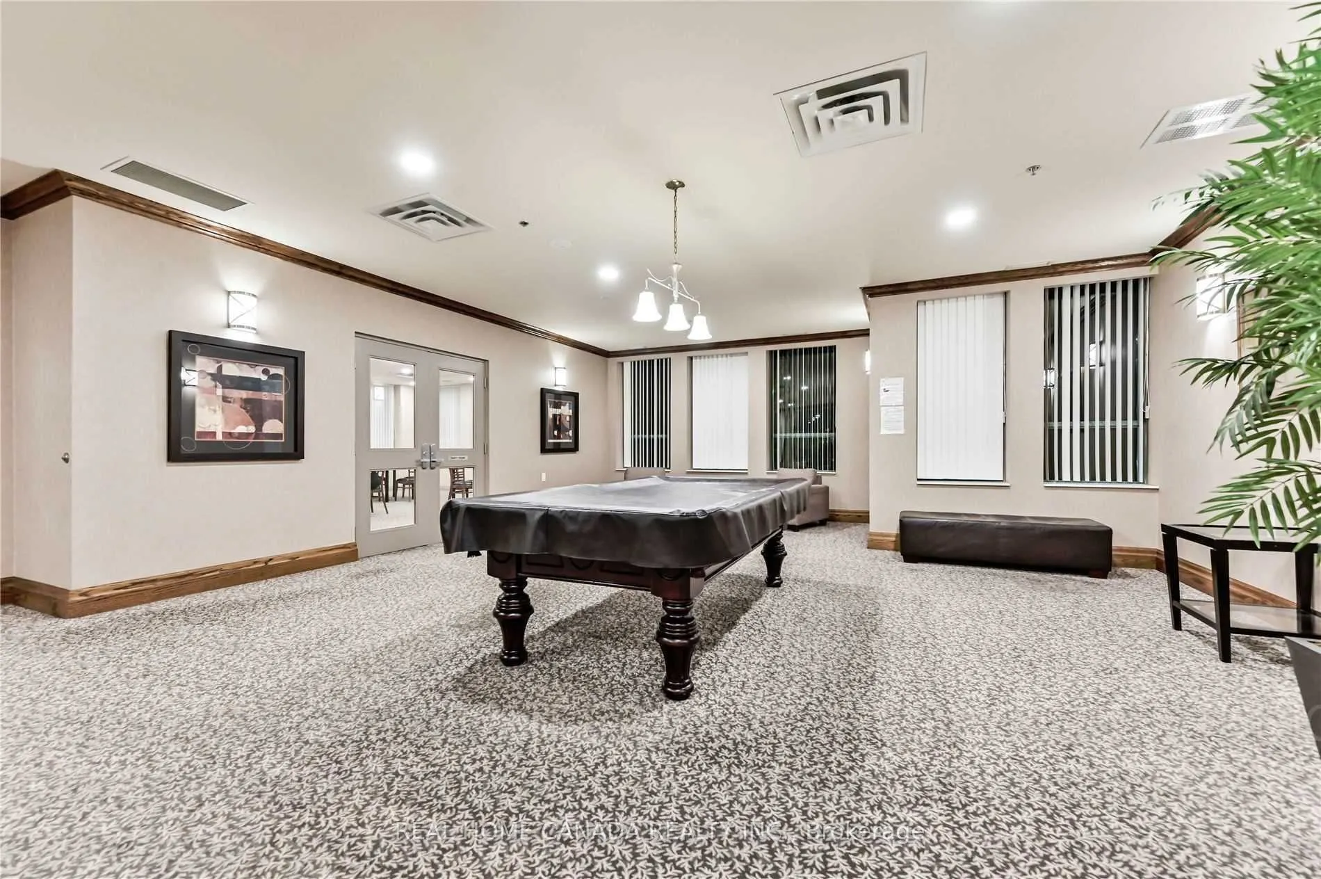 4879 Kimbermount Avenue, #1406
