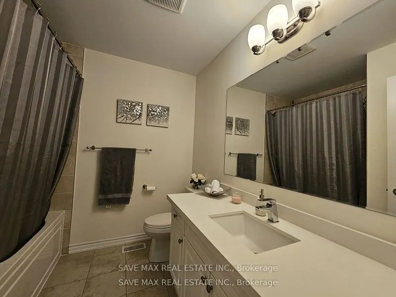 105 Whitlock Avenue E, #Upper