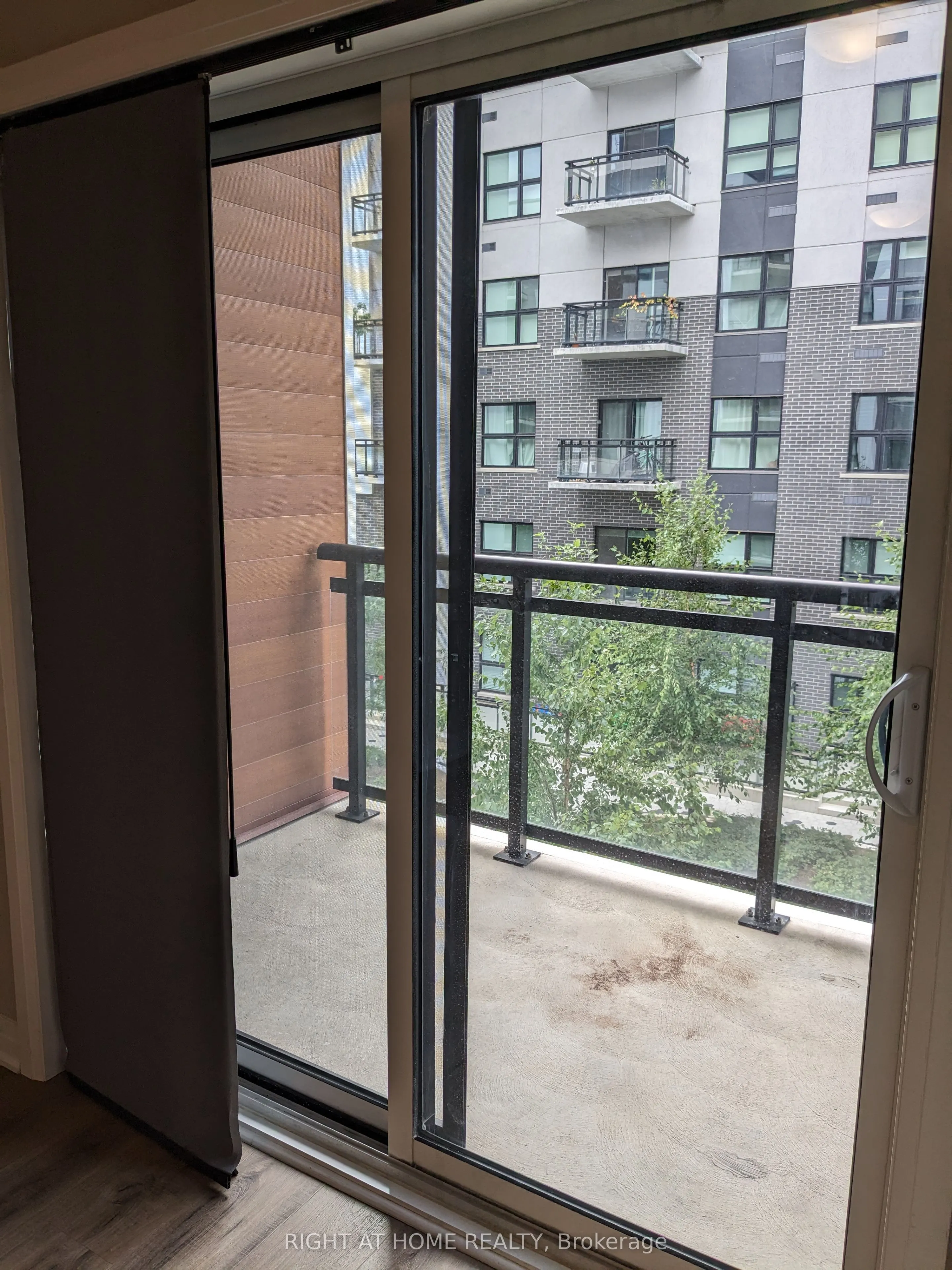 128 Grovewood Common, #327