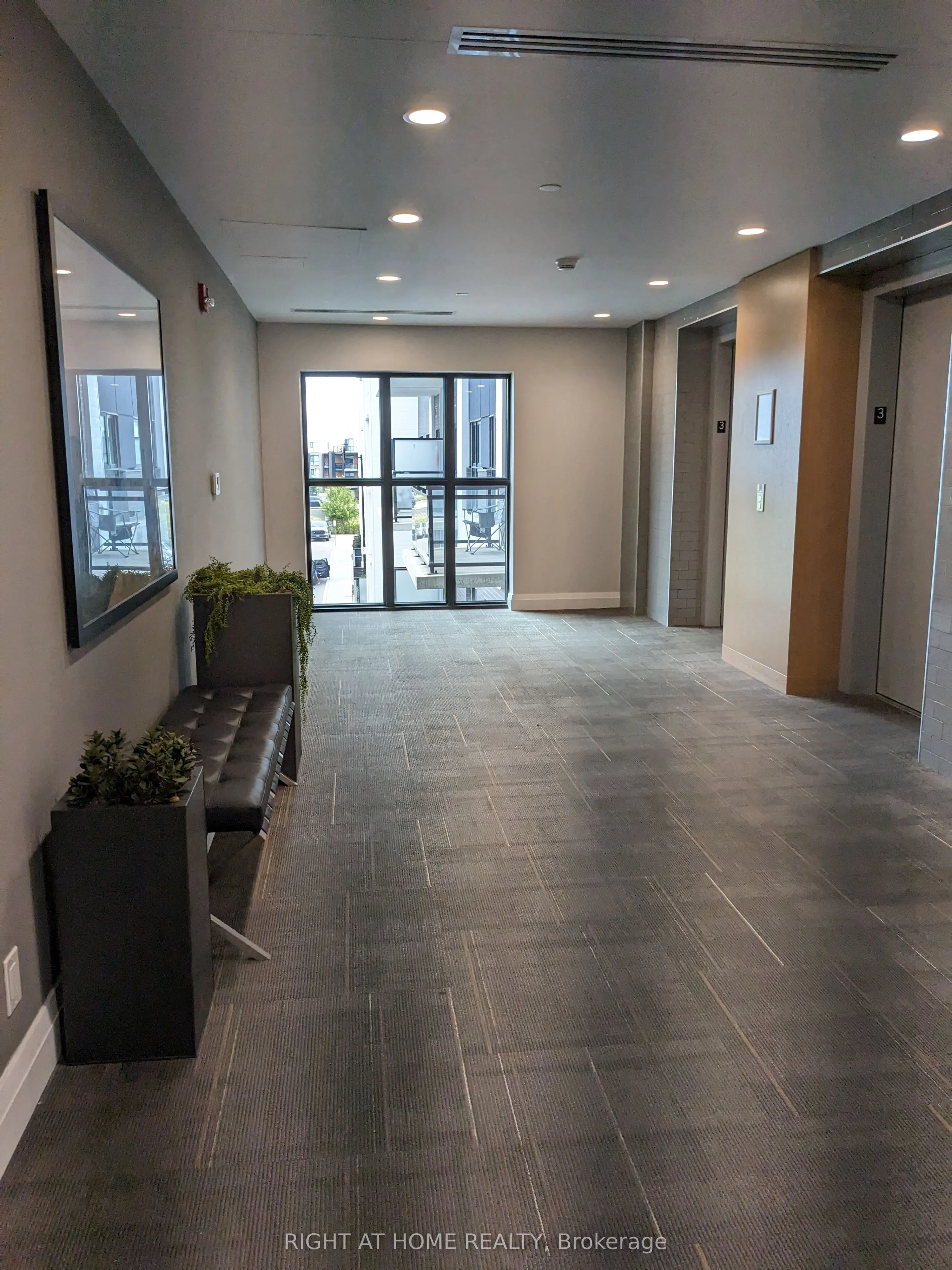 128 Grovewood Common, #327