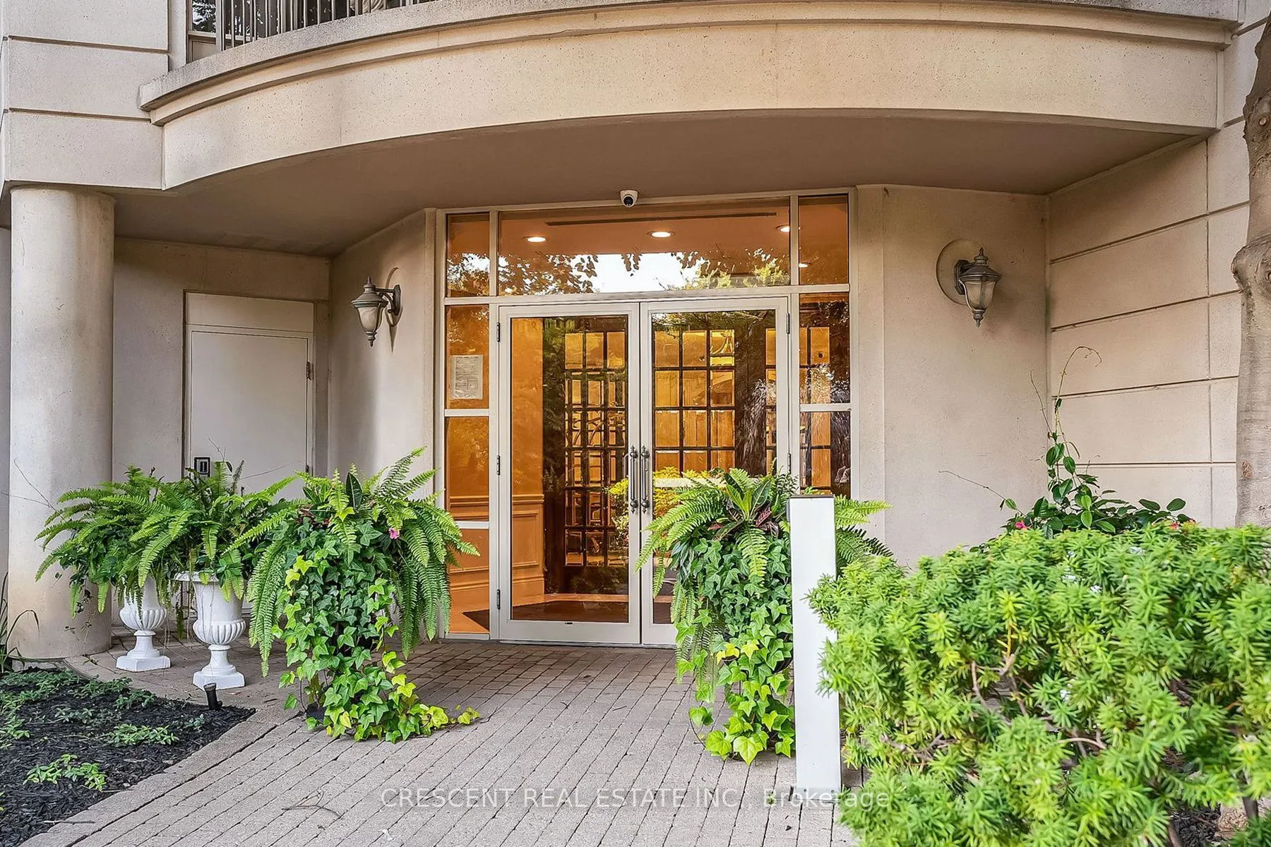 3085 Bloor Street W, #605