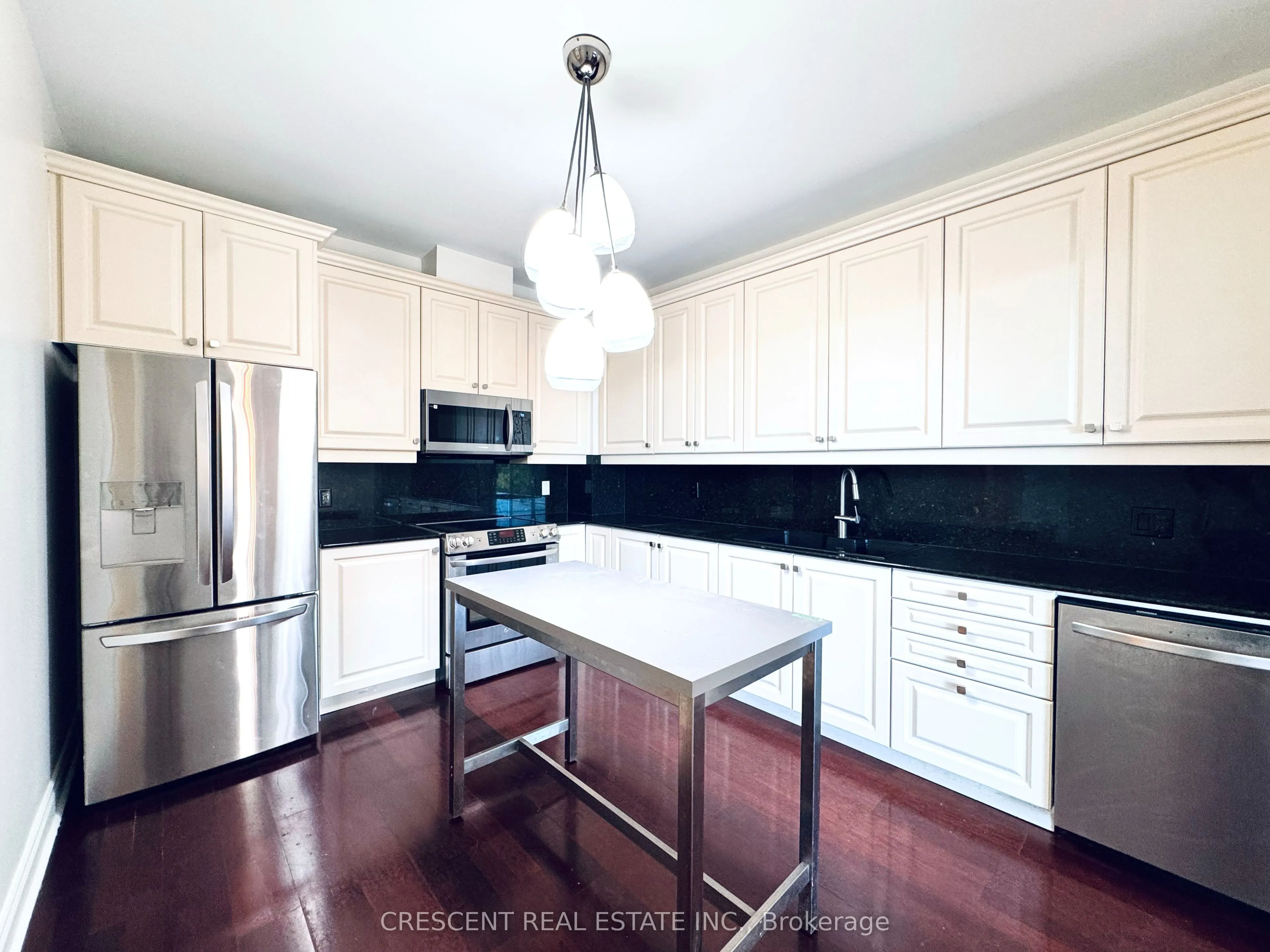 3085 Bloor Street W, #605