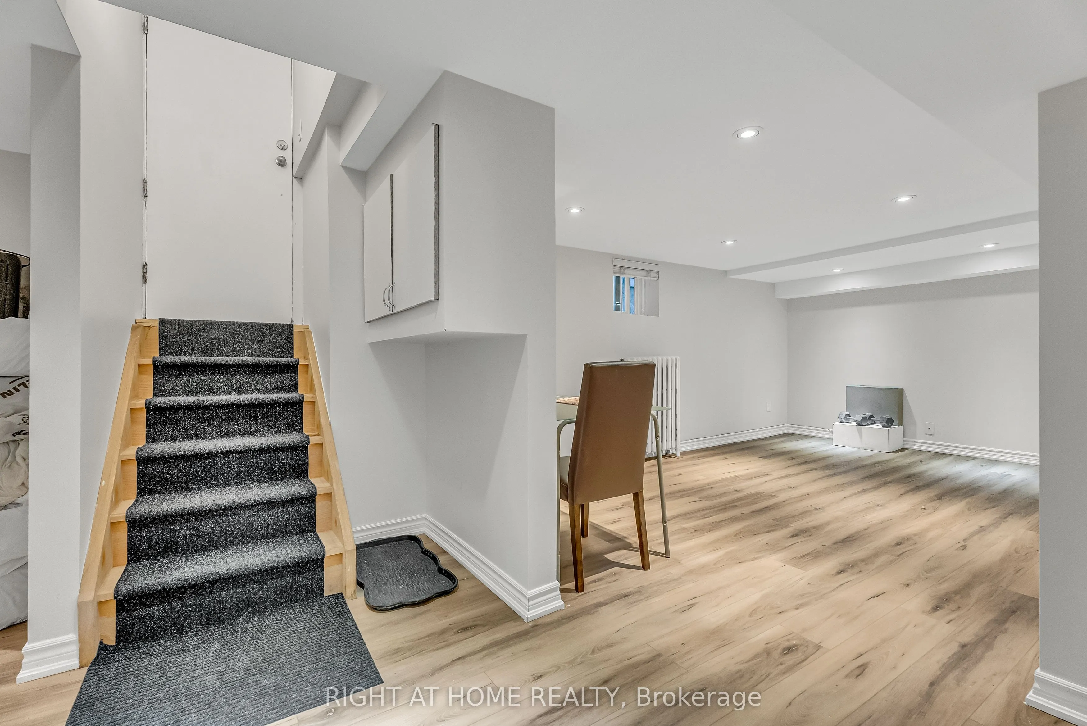 232 Sixth Street