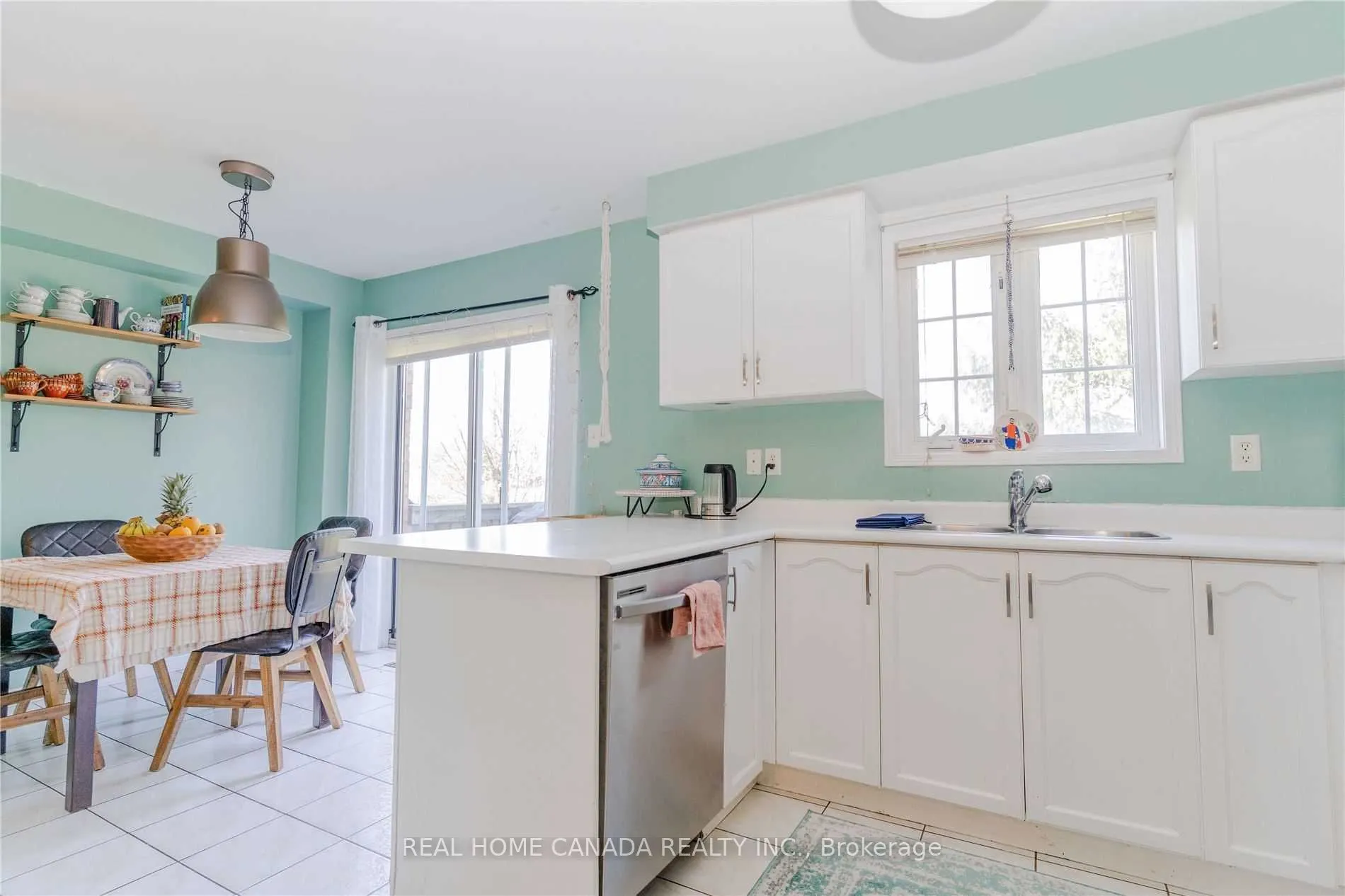 2665 Thomas Street, #50