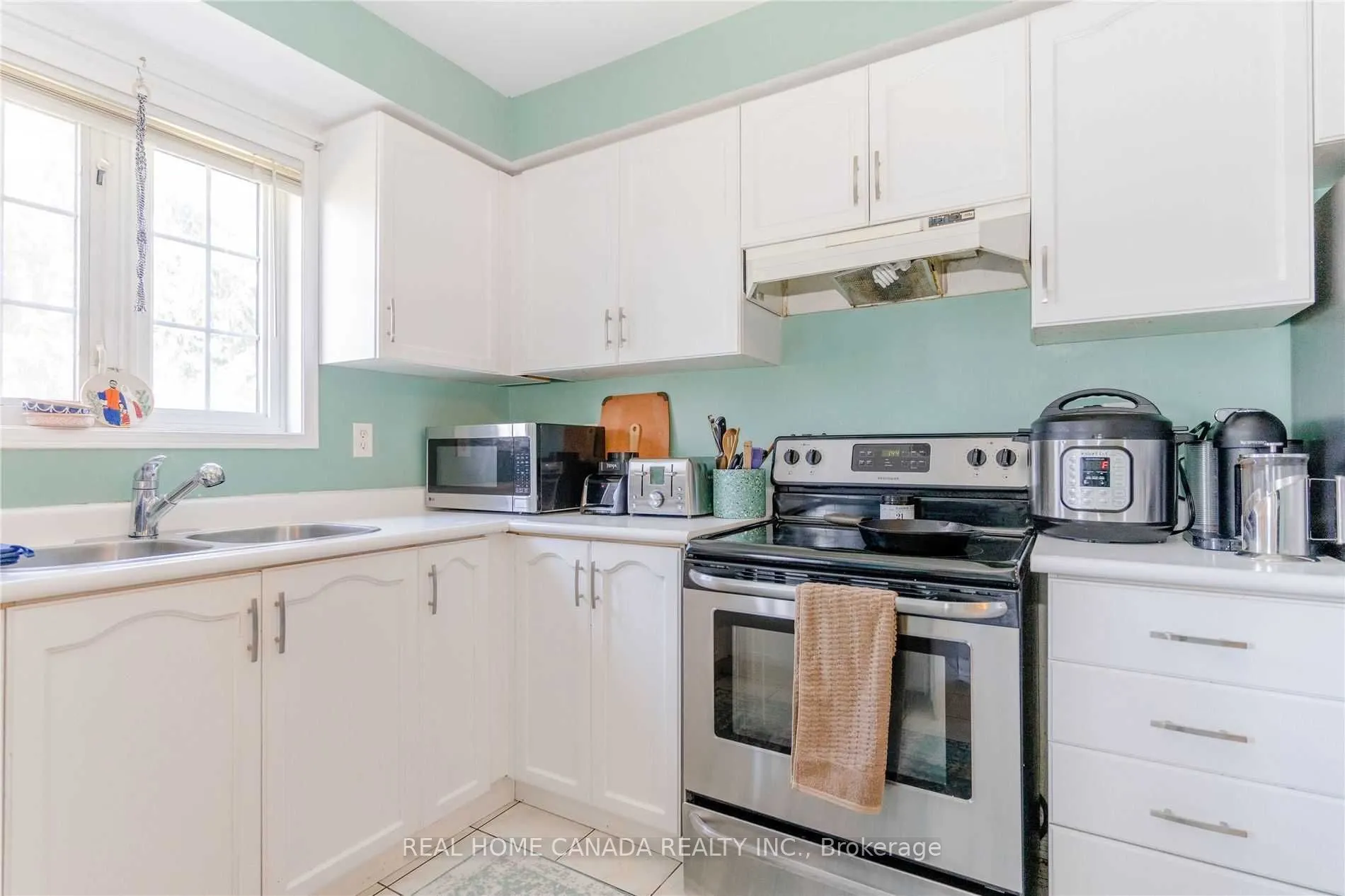 2665 Thomas Street, #50