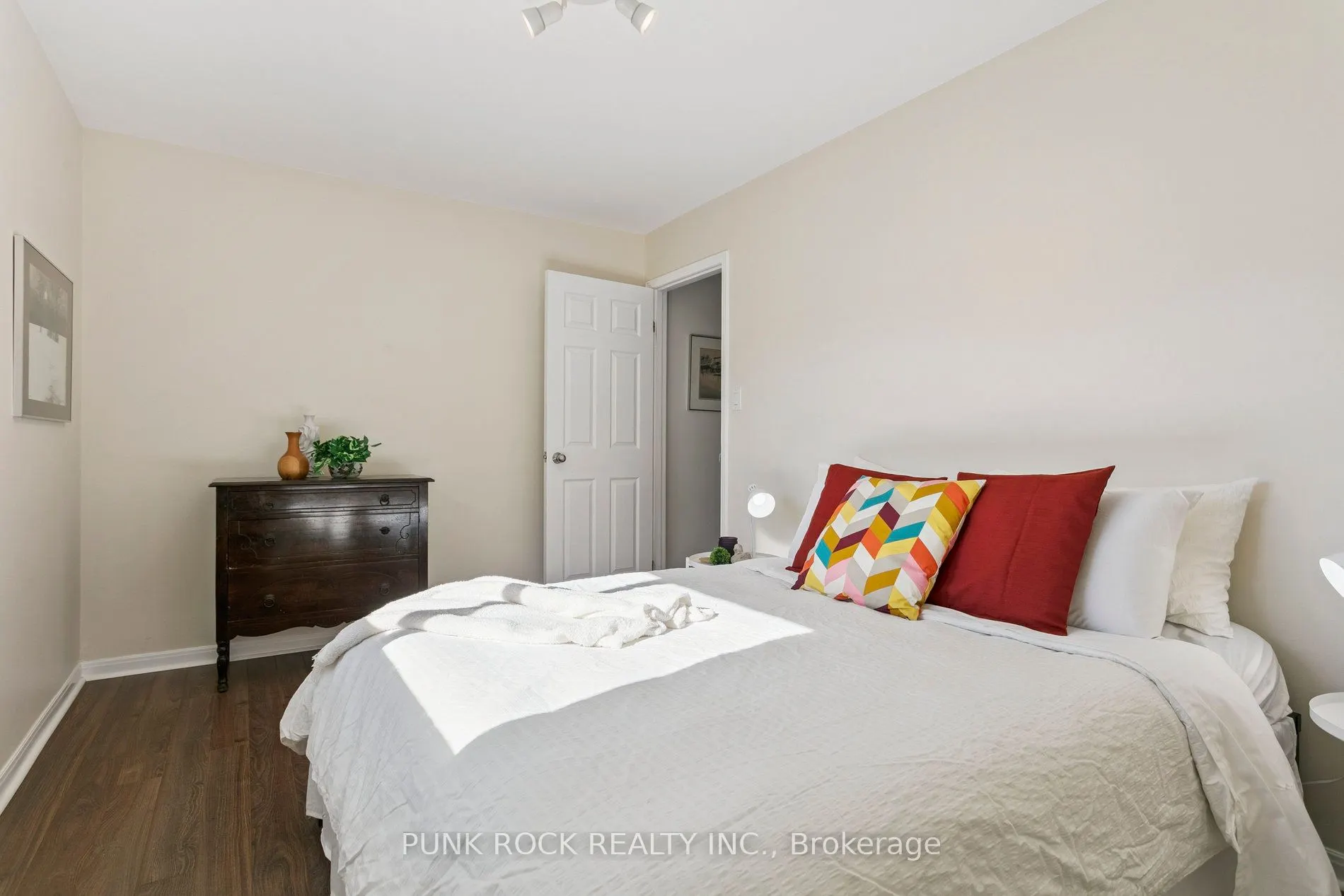 4161 Claypine Rise