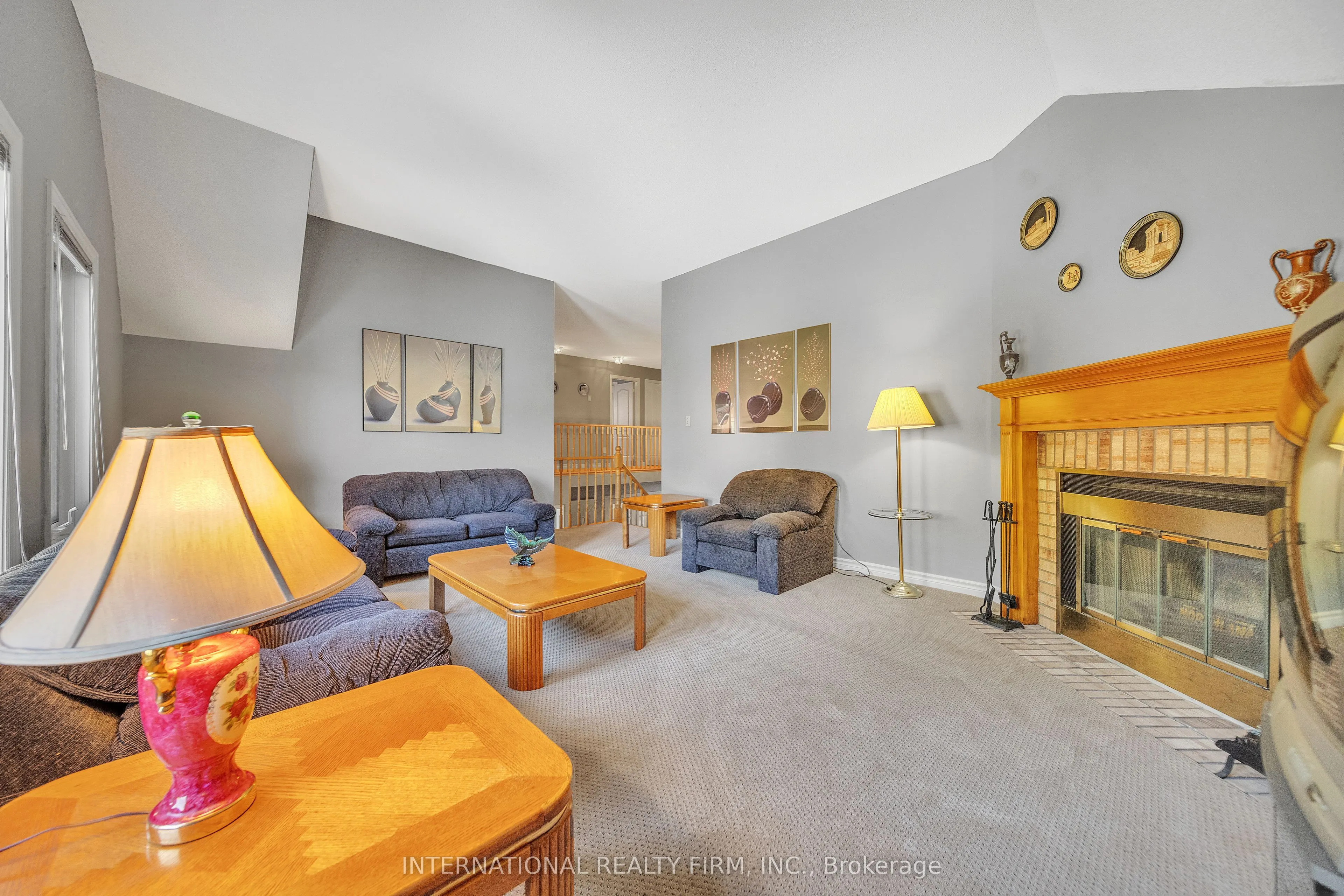 3674 St. Laurent Court