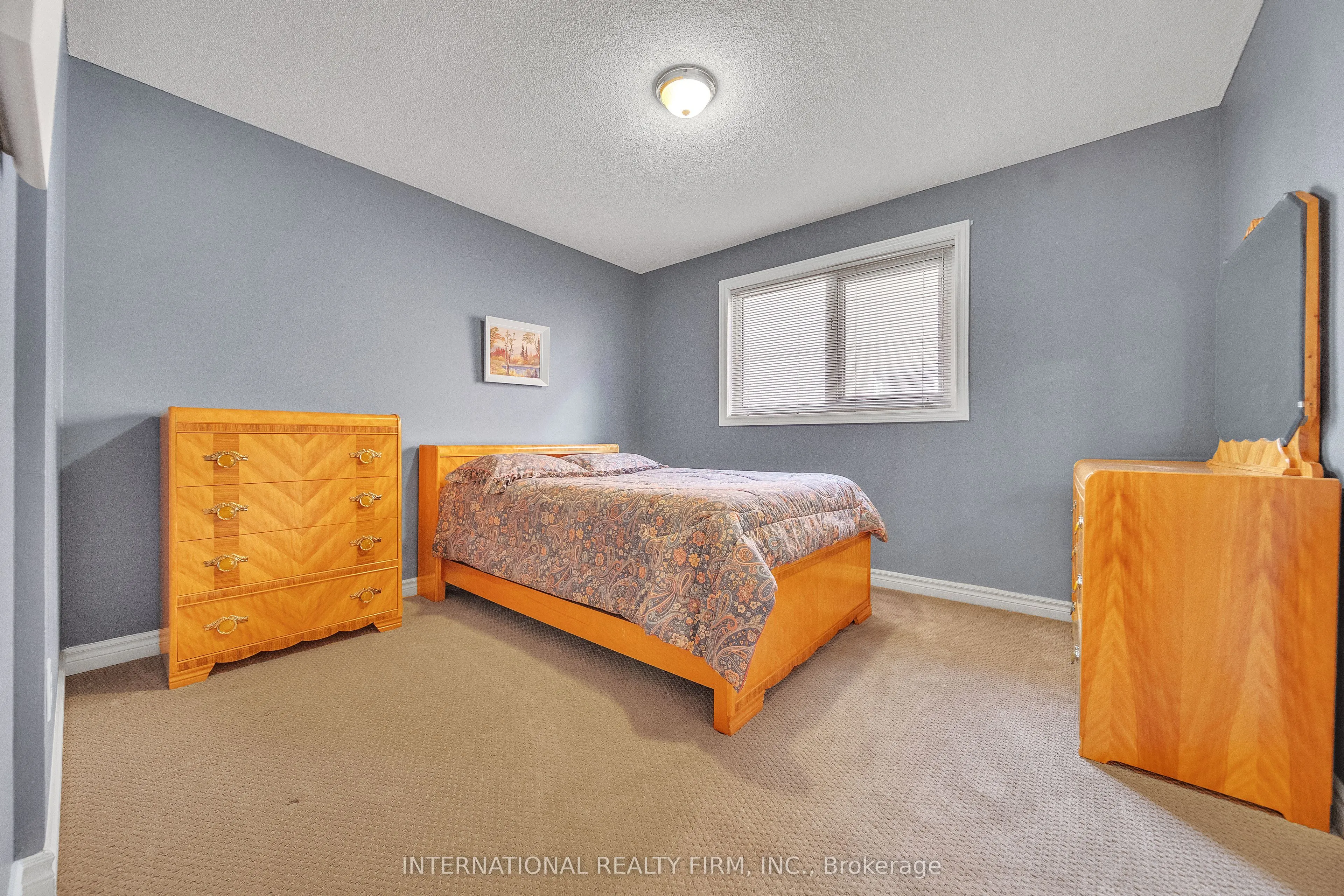 3674 St. Laurent Court