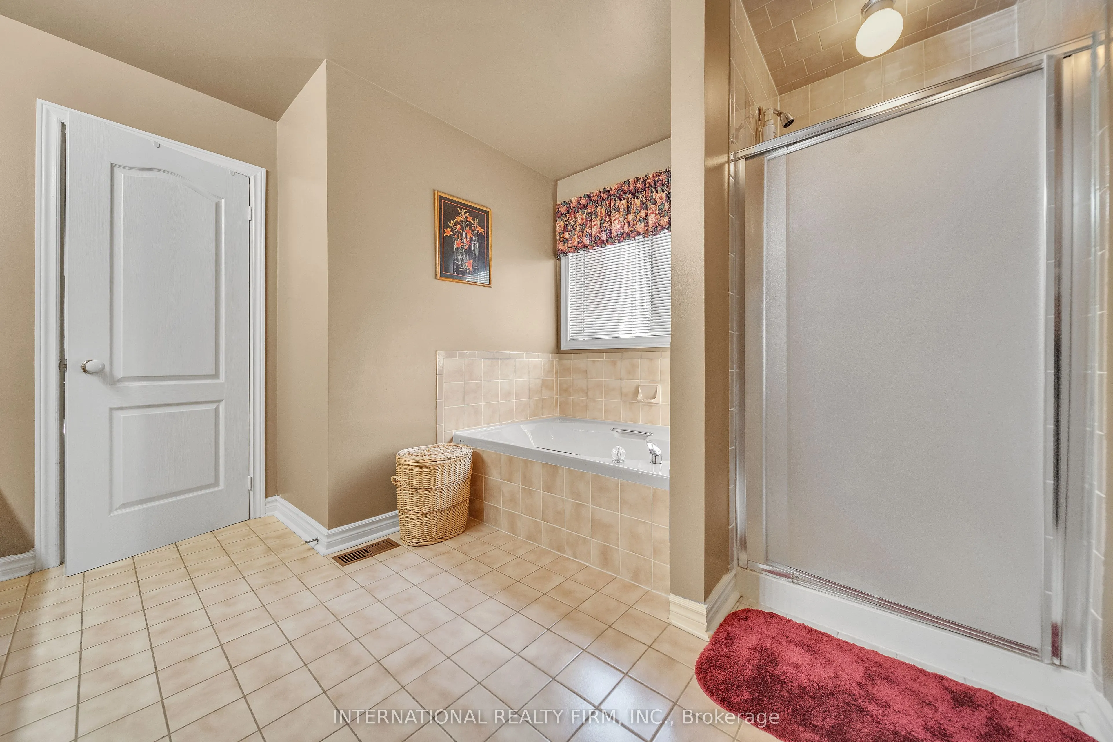 3674 St. Laurent Court