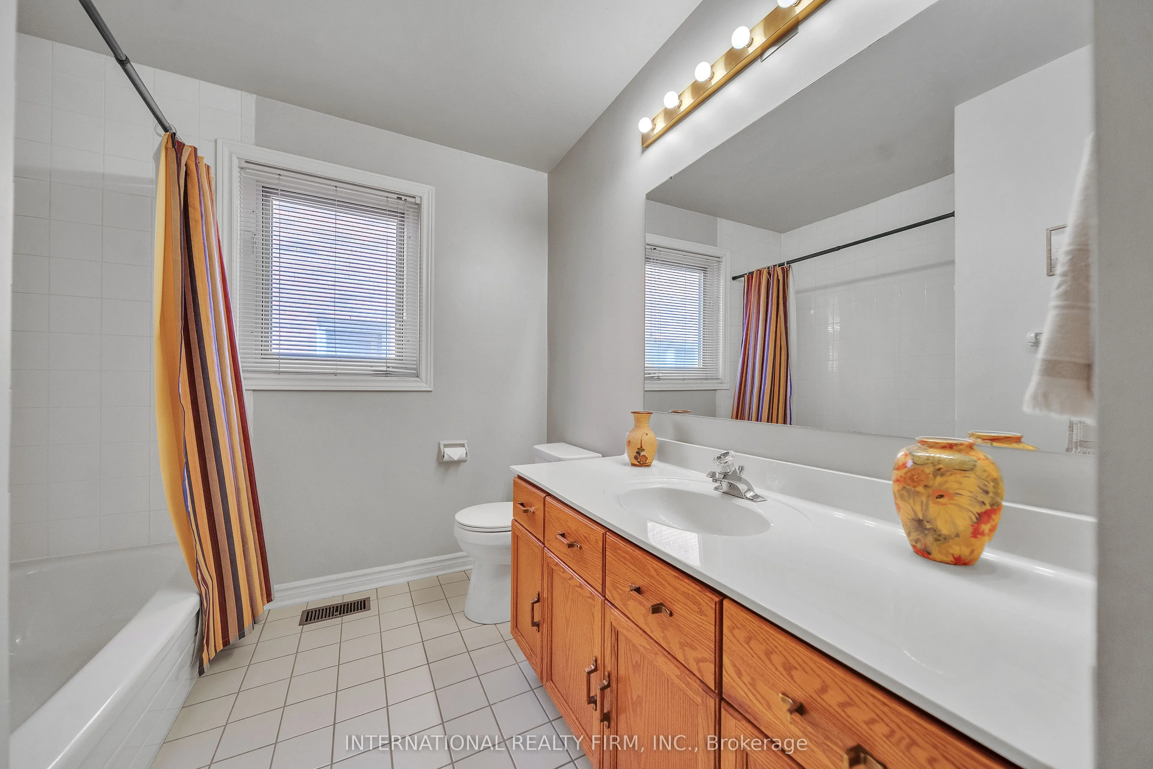 3674 St. Laurent Court