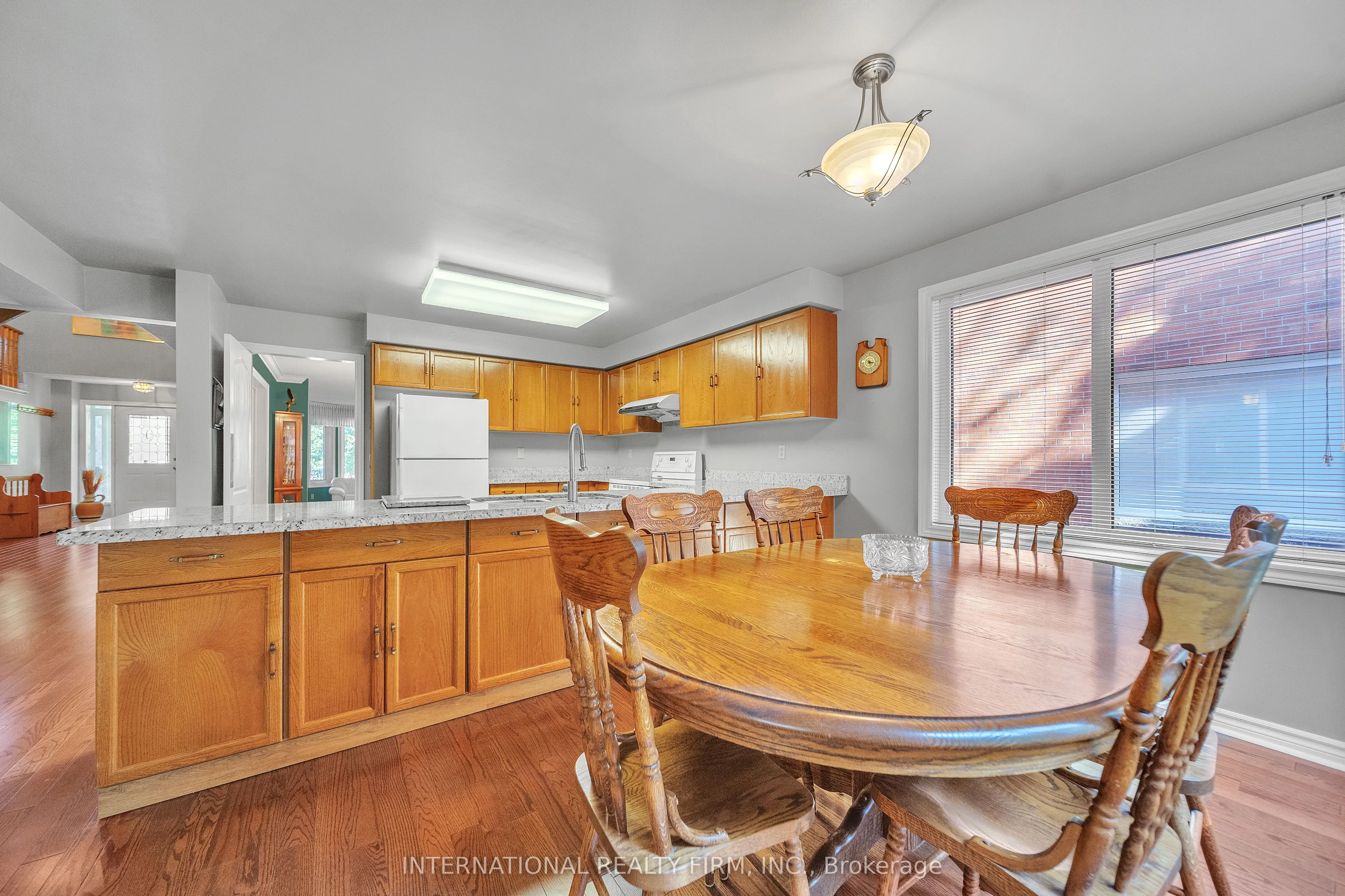 3674 St. Laurent Court