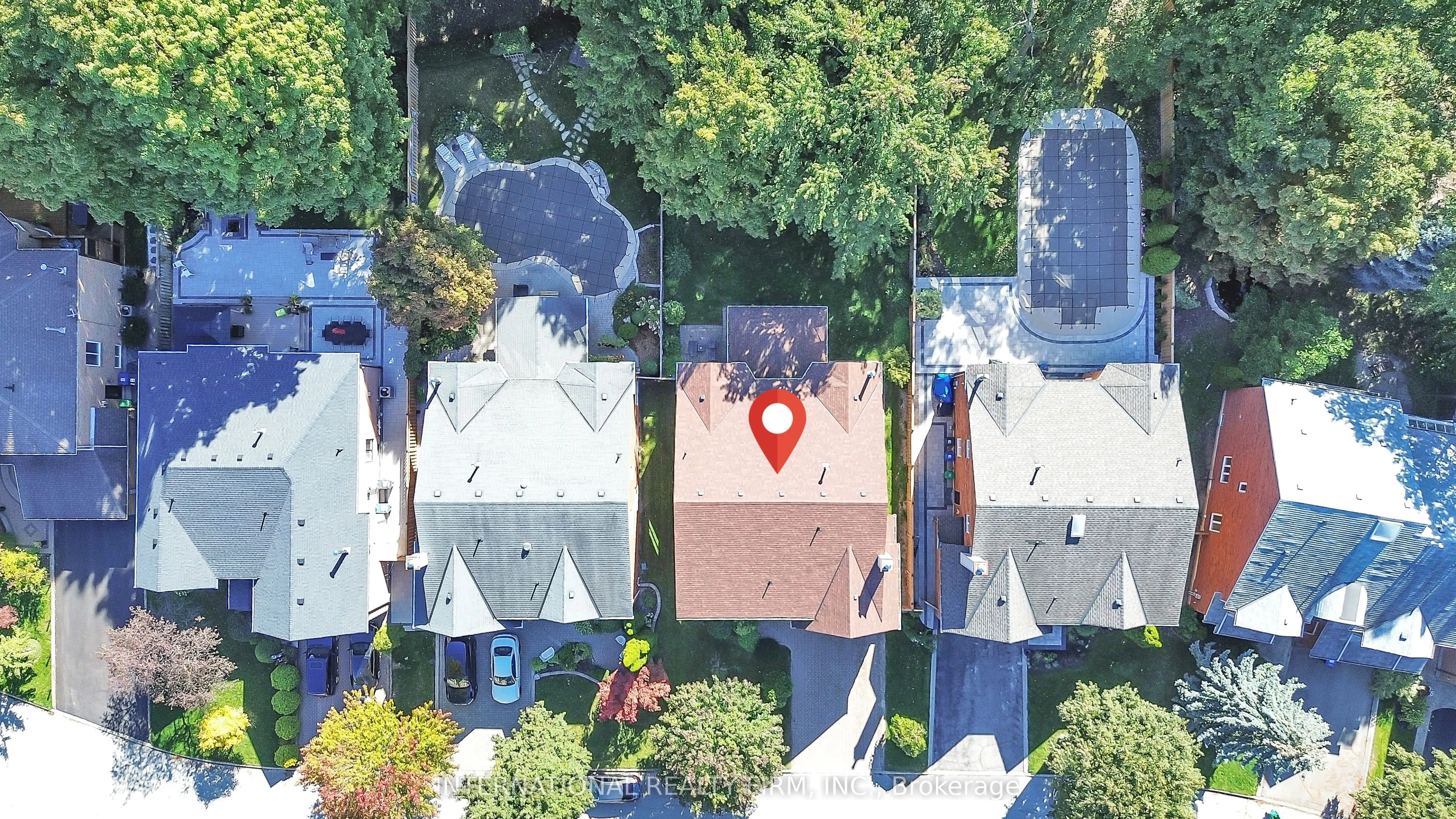 3674 St. Laurent Court