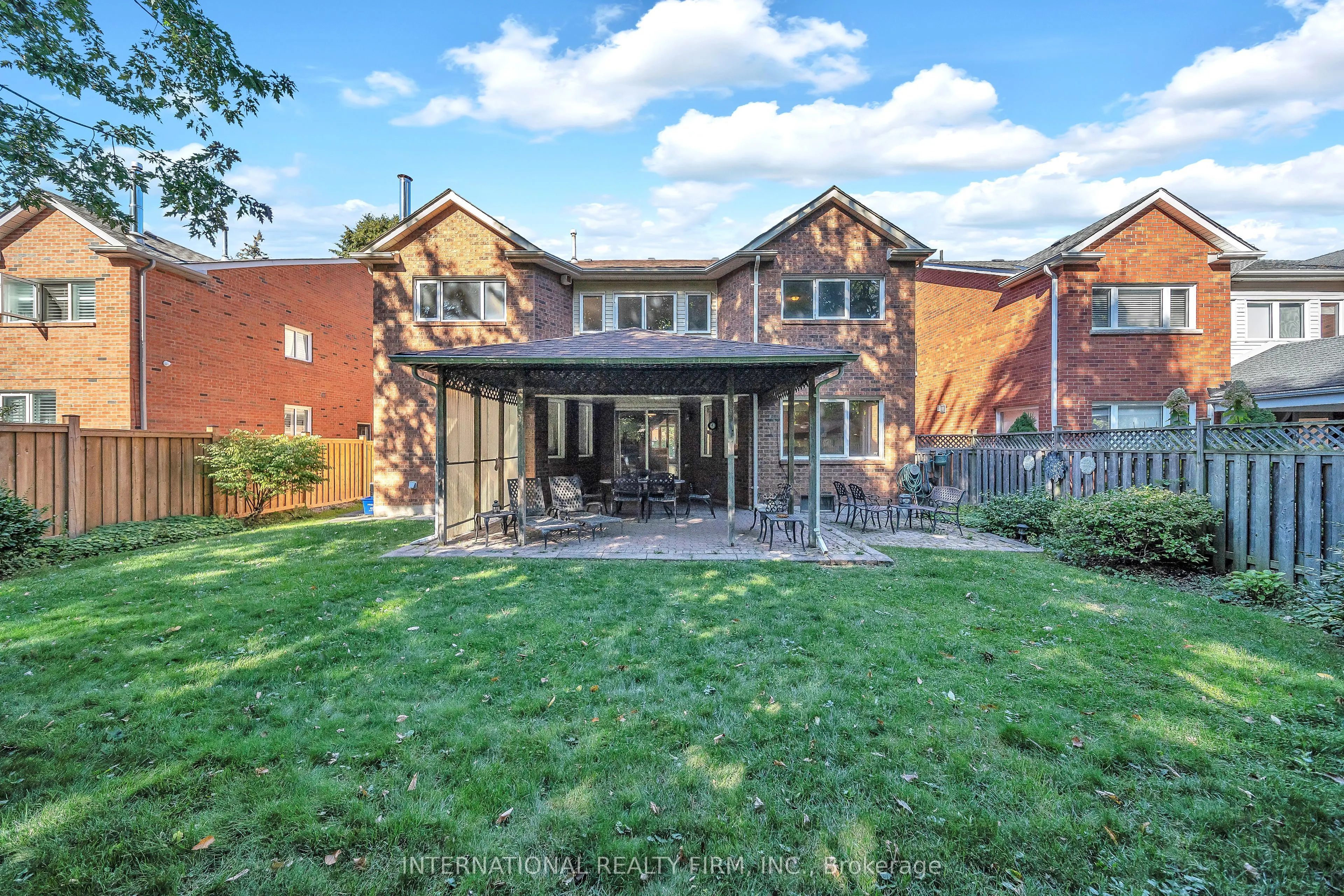 3674 St. Laurent Court