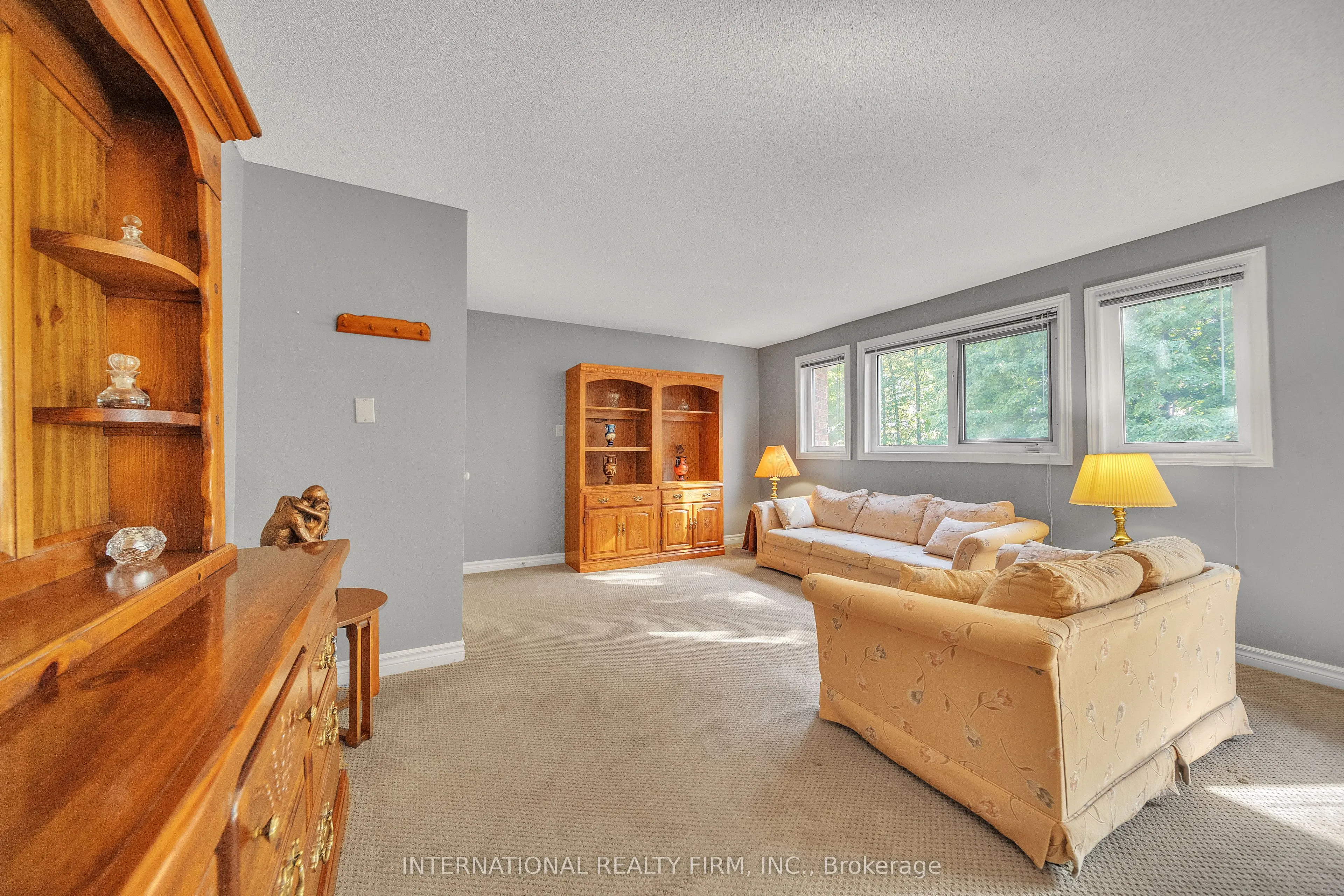 3674 St. Laurent Court