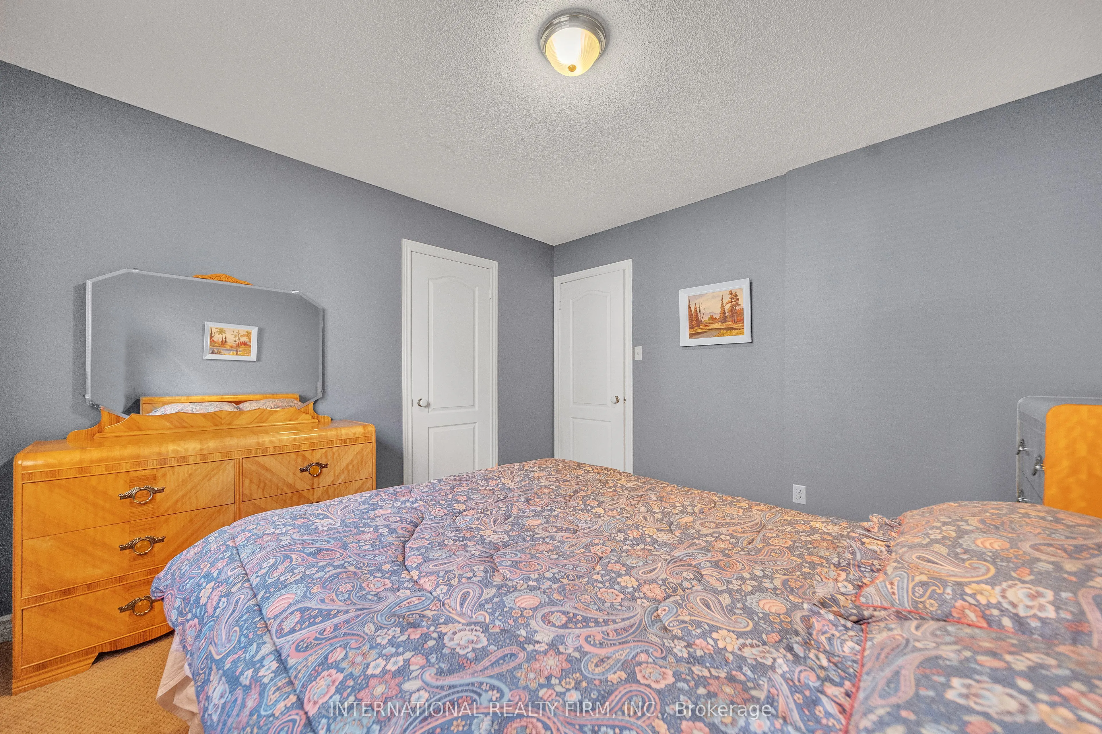 3674 St. Laurent Court