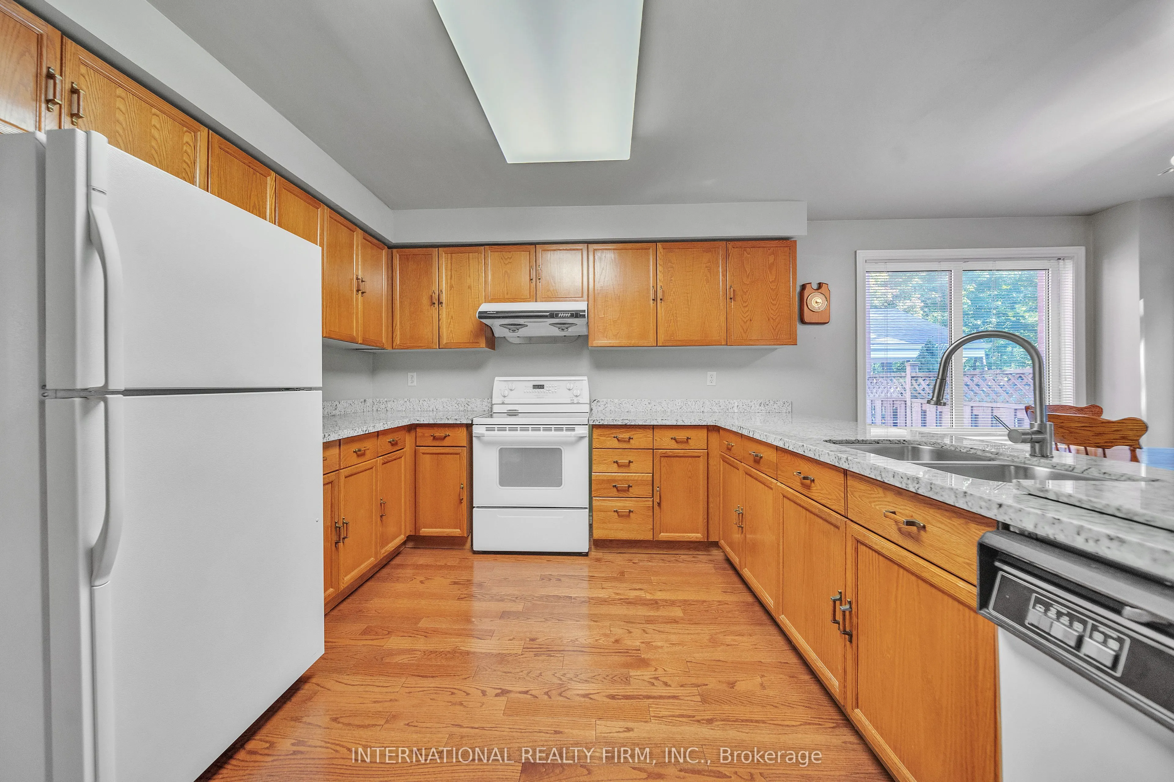 3674 St. Laurent Court