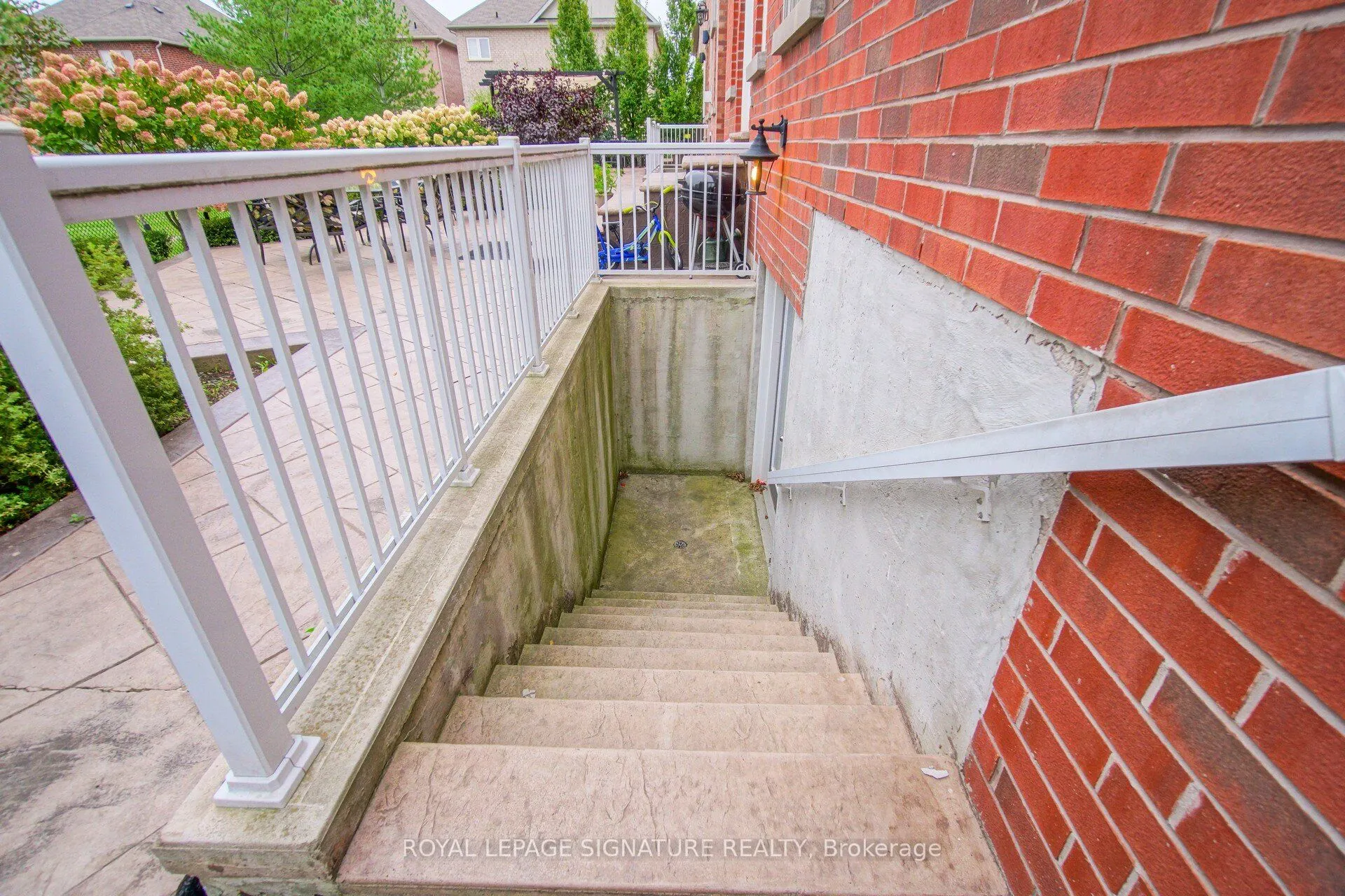 1312 Kestell Boulevard
