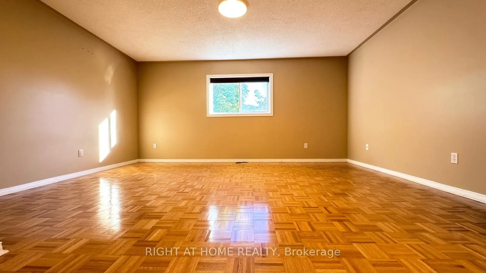 5958 Greensboro Drive, #31