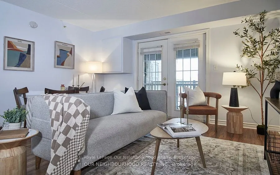 1431 Walkers Line, #208