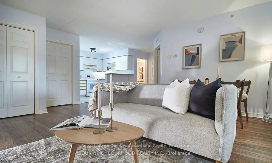1431 Walkers Line, #208