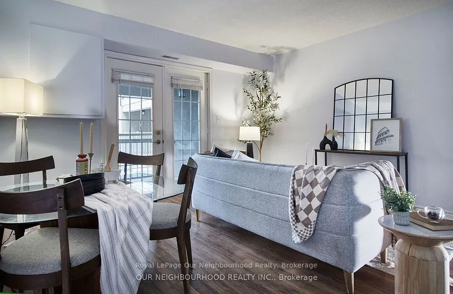 1431 Walkers Line, #208
