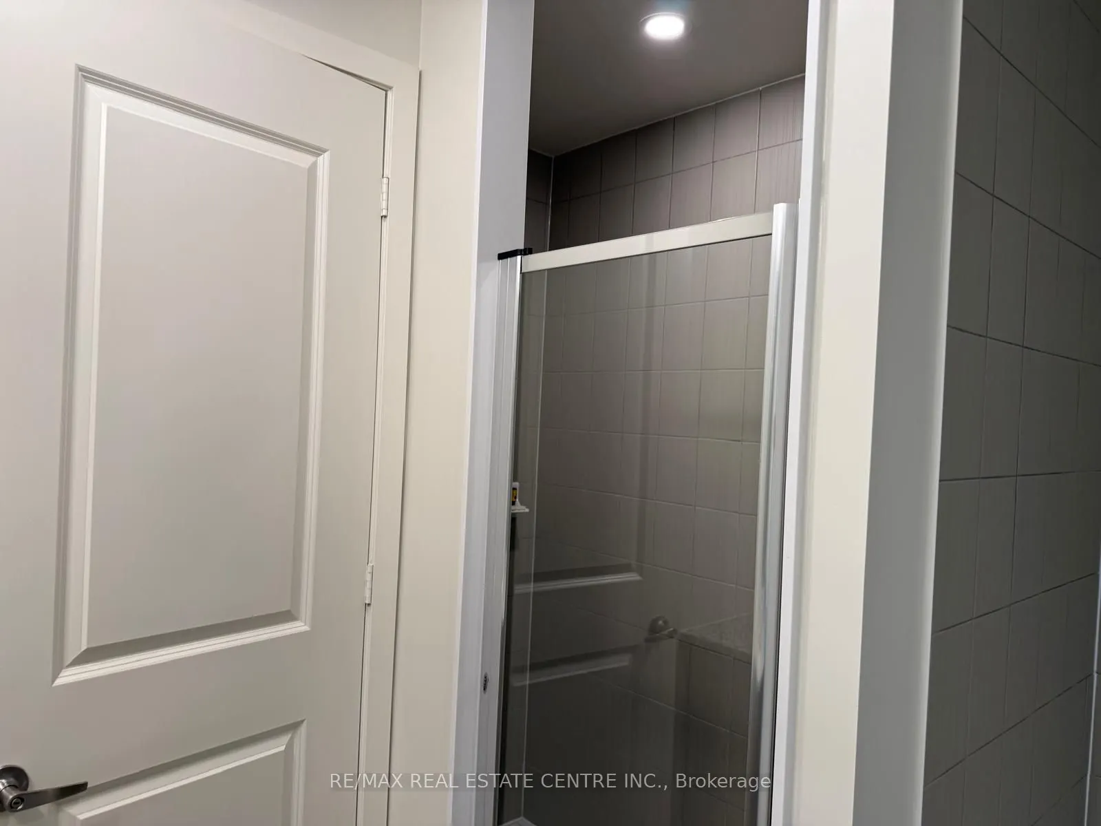 38 Annie Craig Drive, #4702