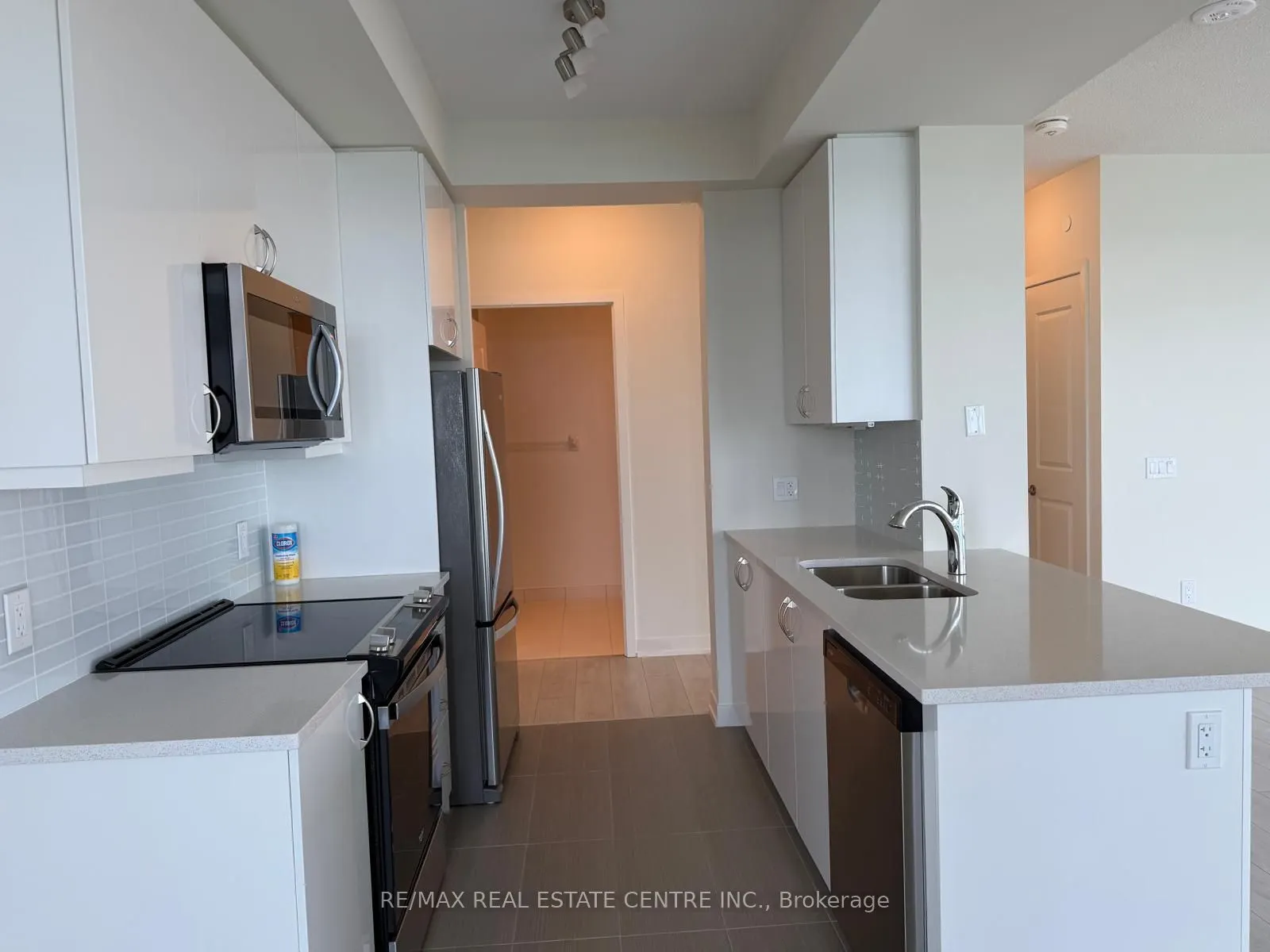 38 Annie Craig Drive, #4702