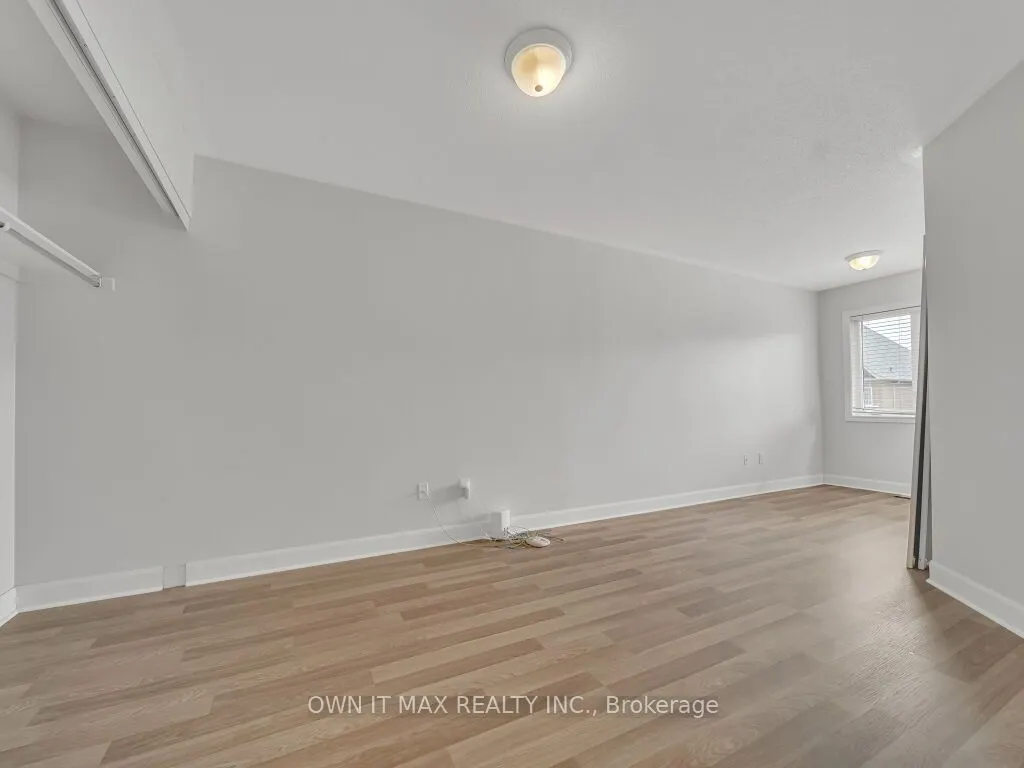 50 EDINBURGH Drive, #52