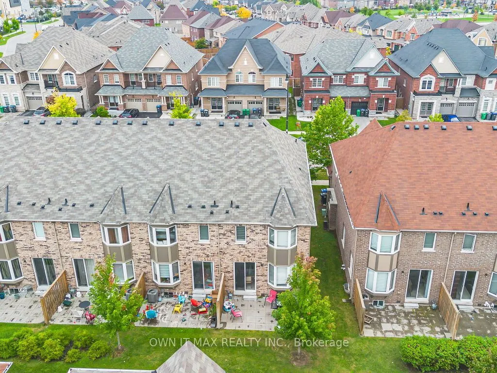 50 EDINBURGH Drive, #52